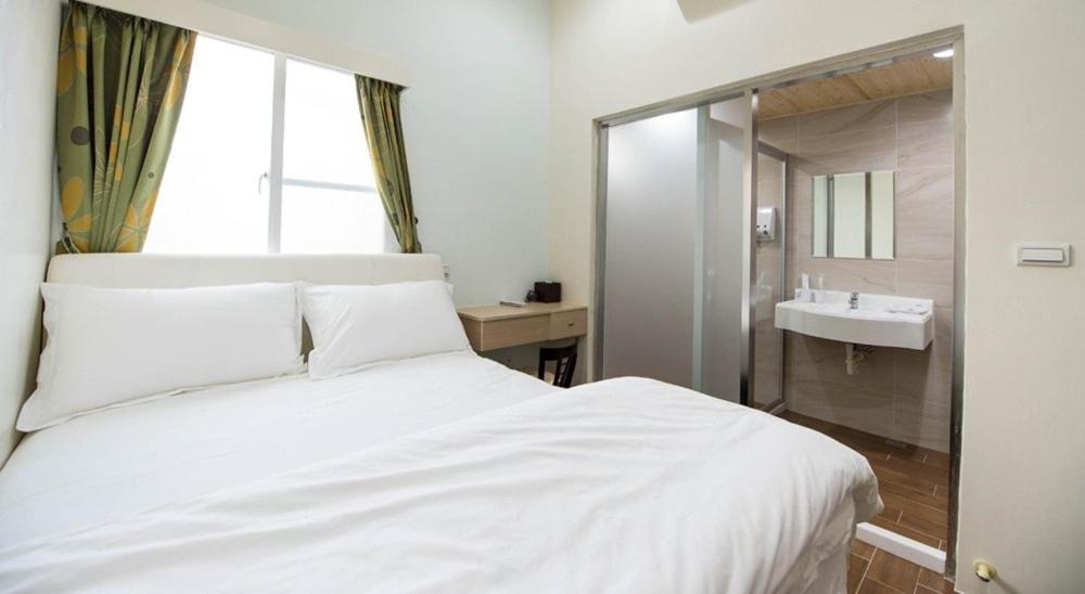 Standard Double Room photo 2