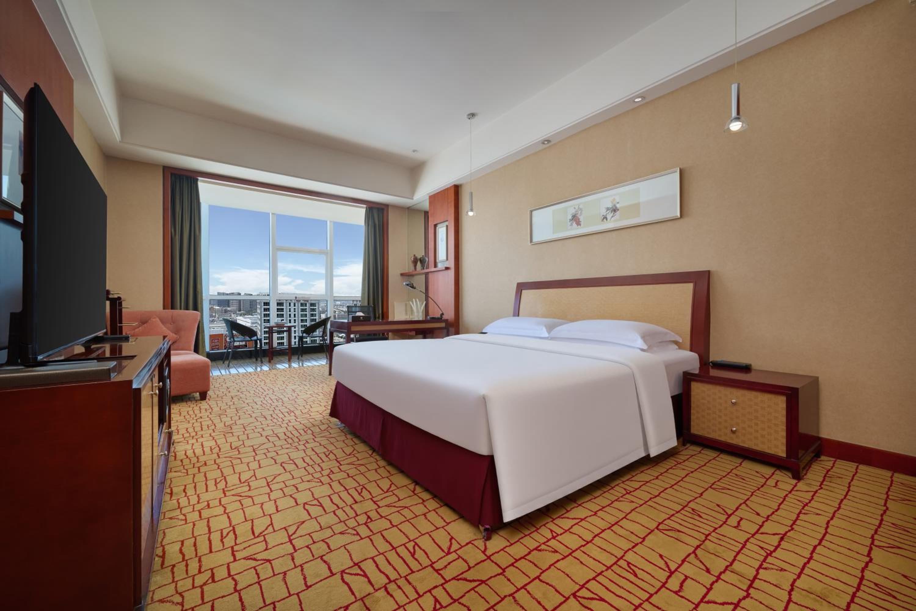Deluxe King Room photo 3