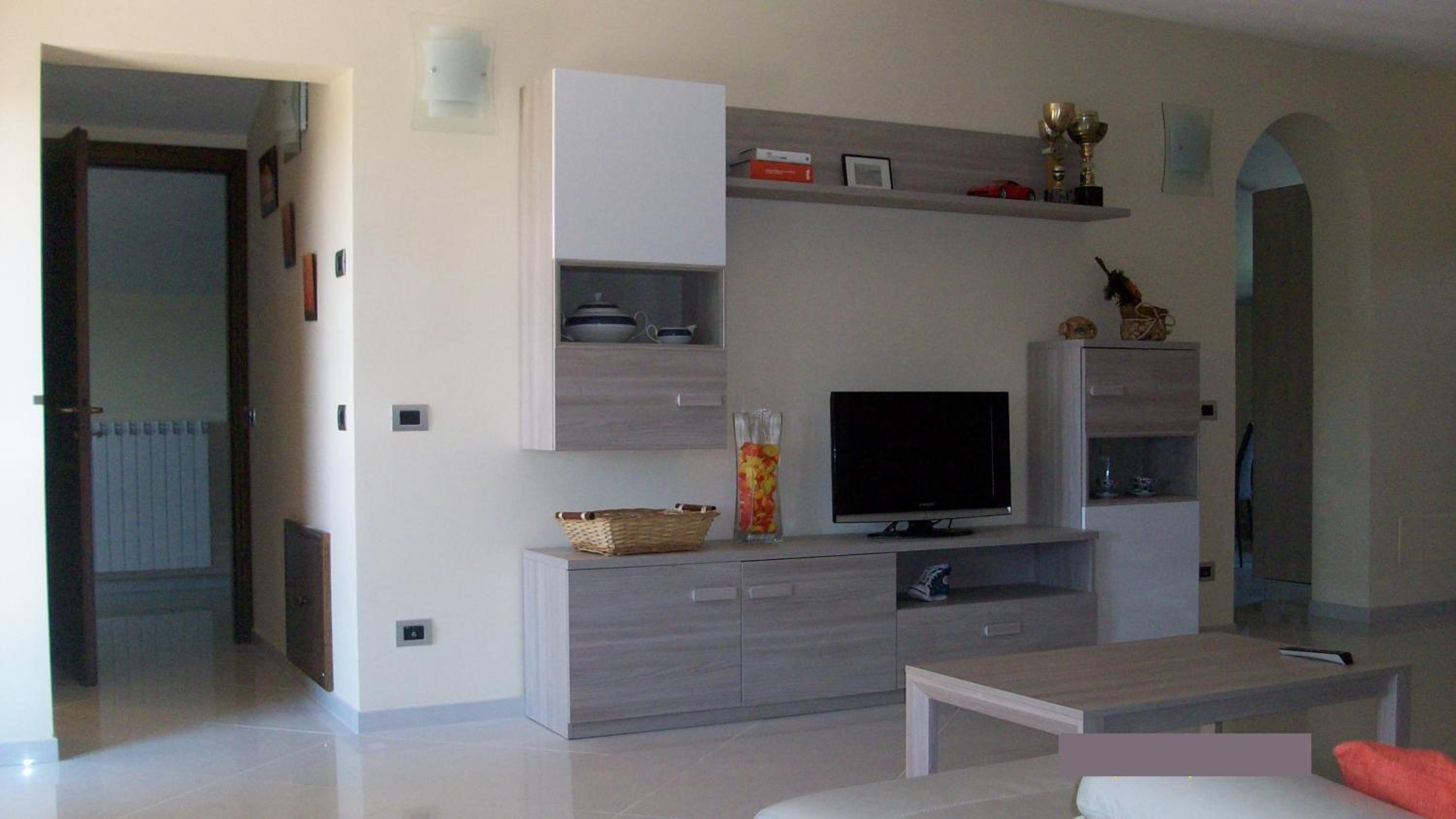 Deluxe Room (2 Adults + 1 Child) photo 3