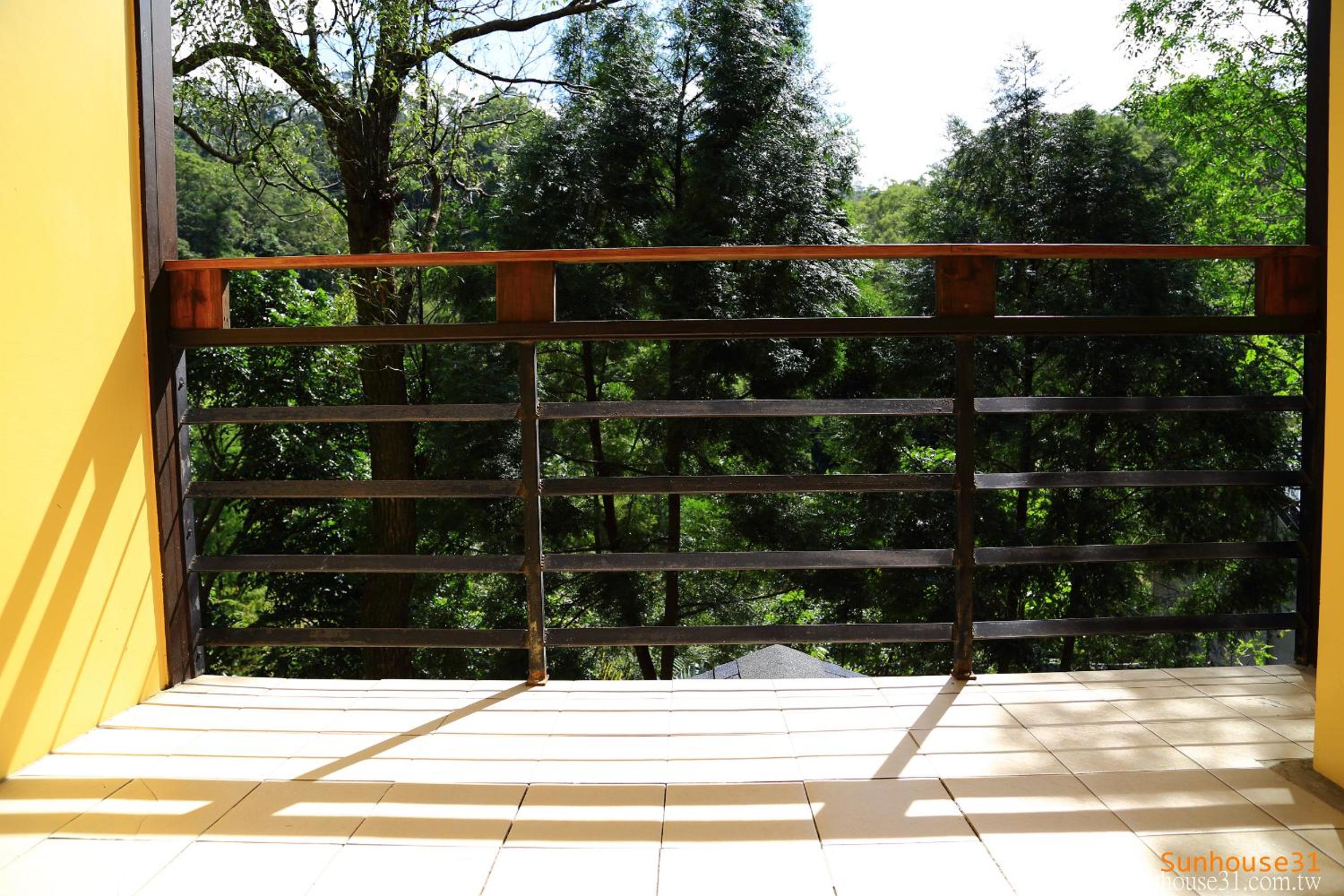 Quadruple Room with Balcony photo 2