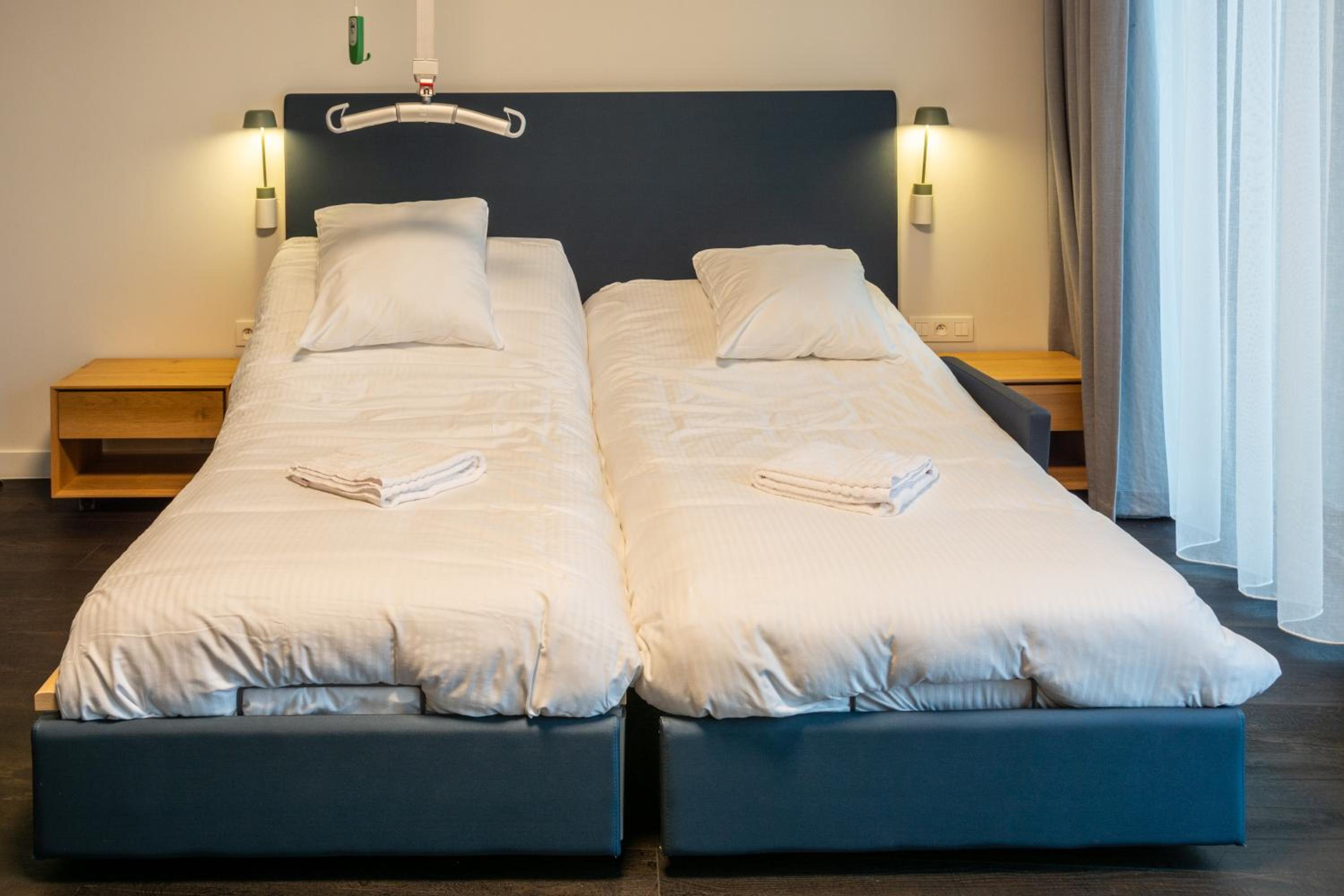 Twin Room - Disability Access photo 1