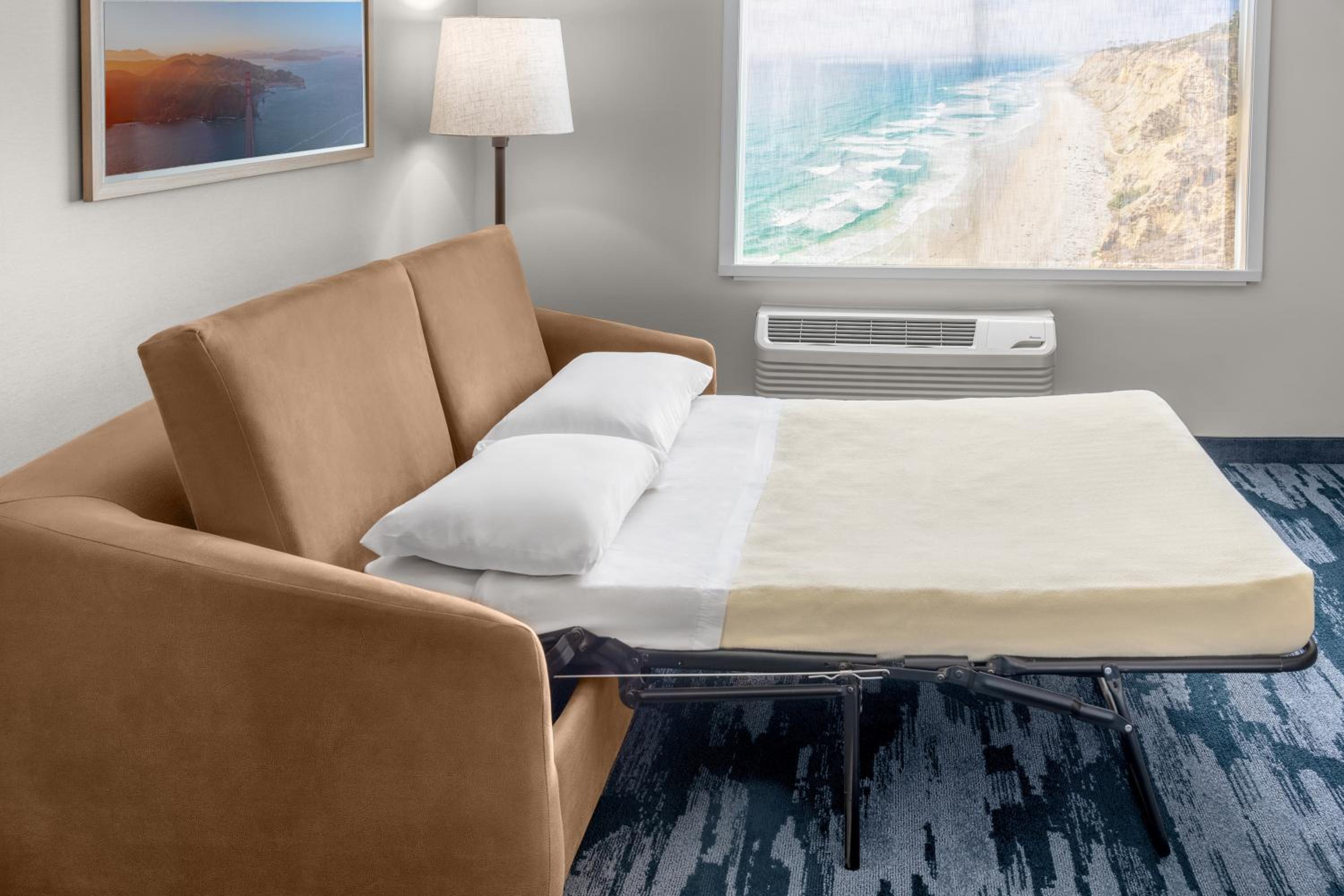 Queen Suite with Sofa Bed - Hearing Accessible