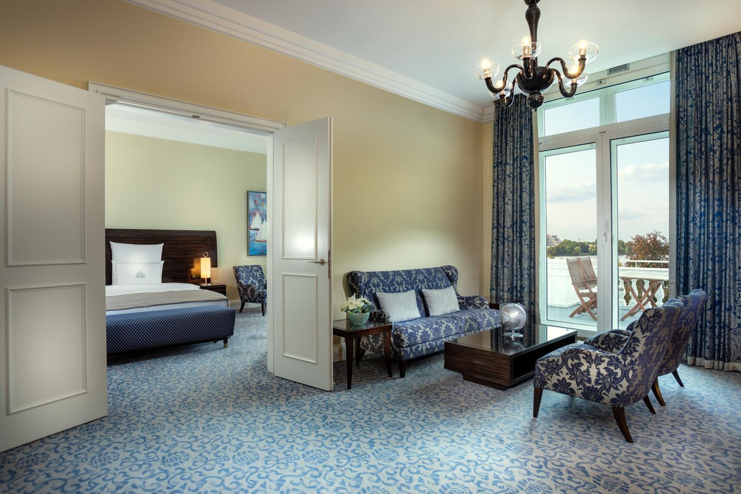 One-Bedroom King Suite with Balcony and Lake View