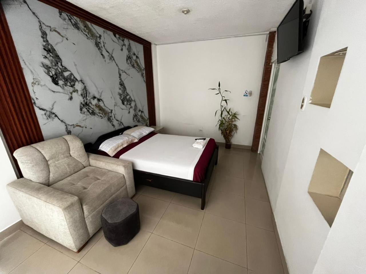 Double or Twin Room photo 1