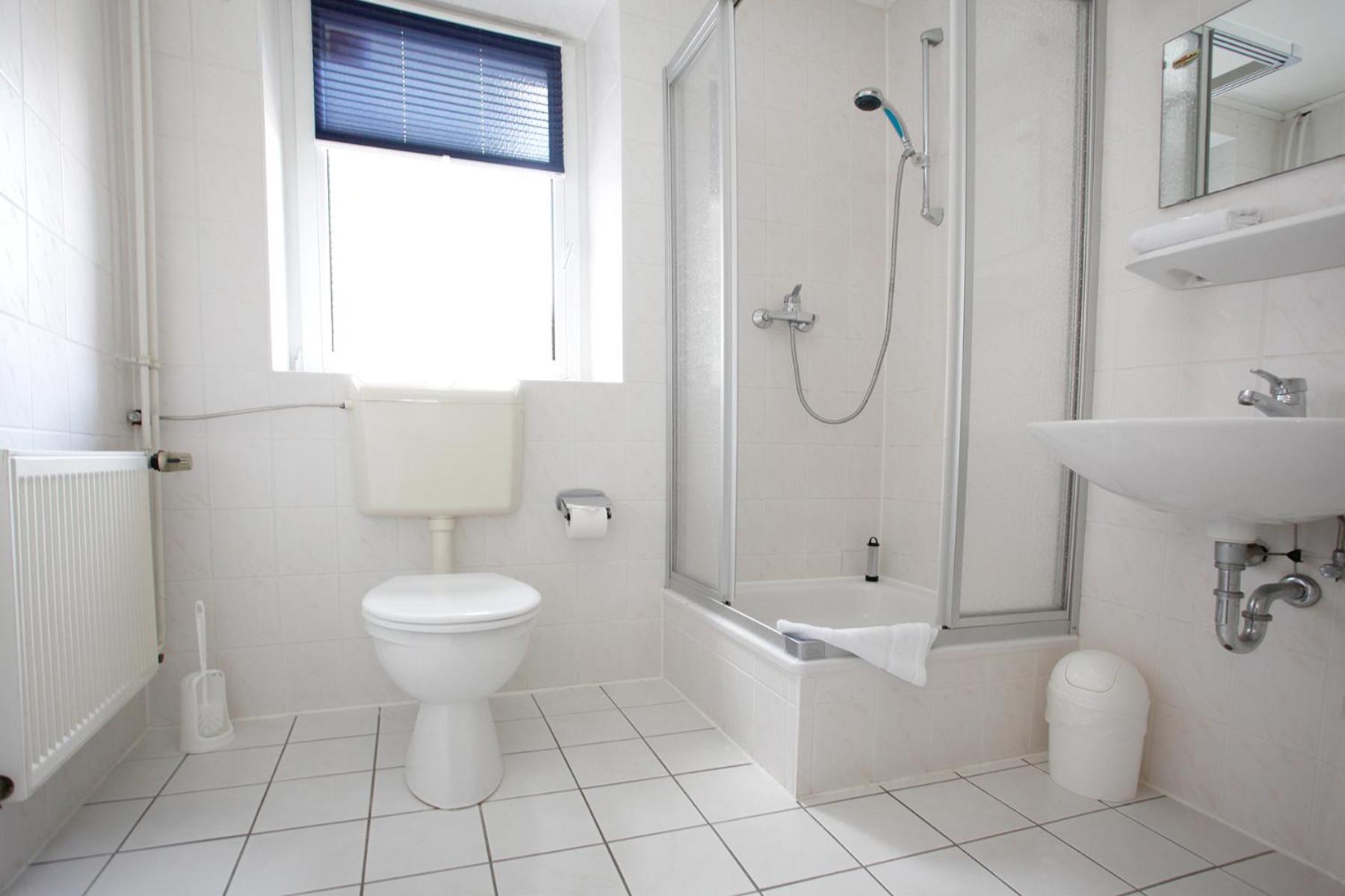 Double Room - Photo 10