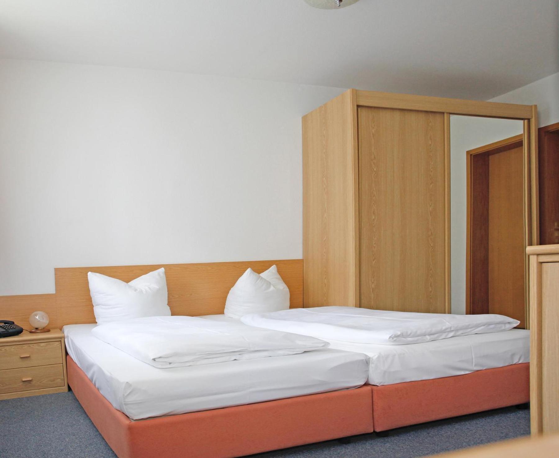 Double Room - Photo 14