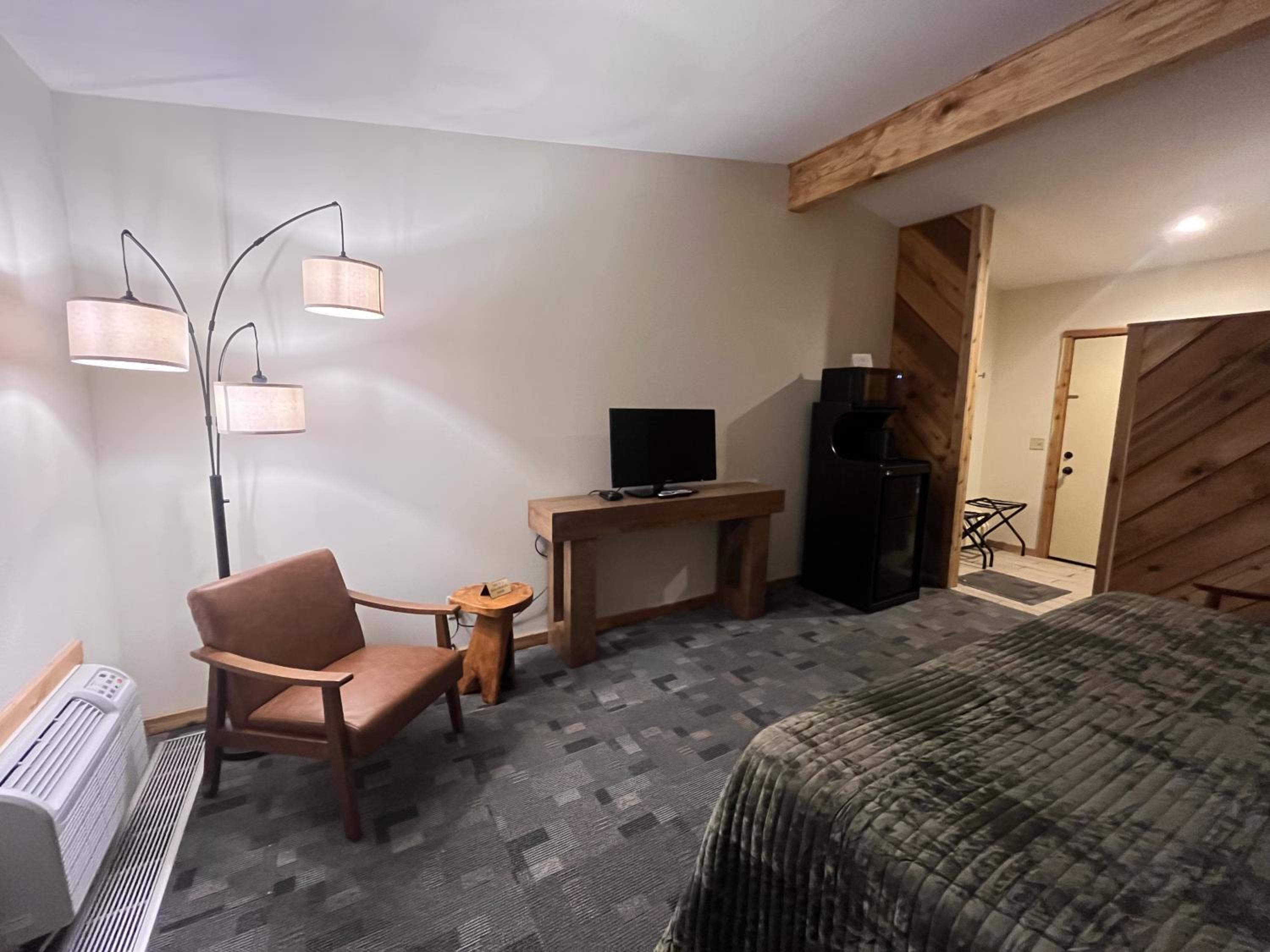 Deluxe King Room