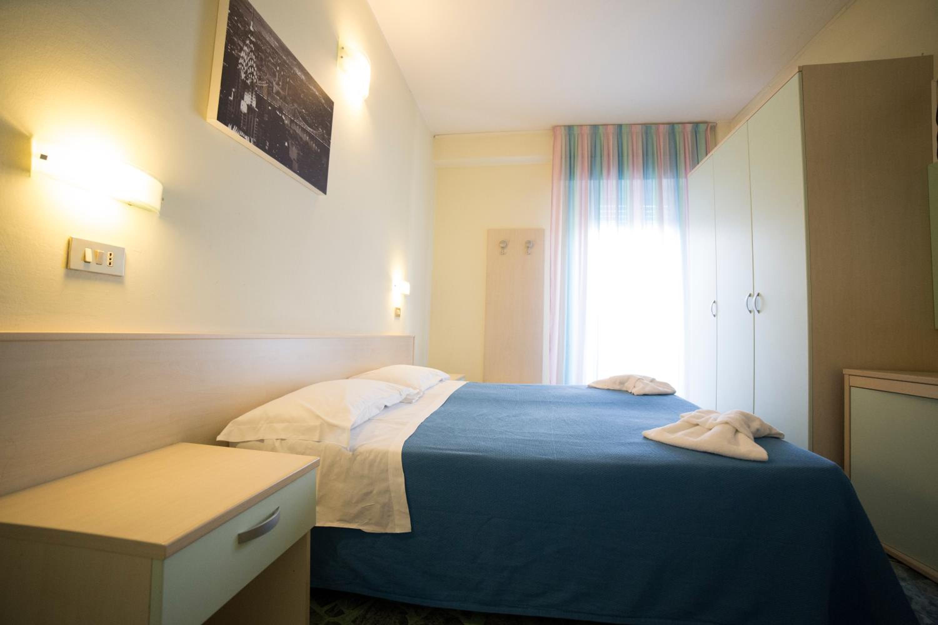 Triple Room - Photo 3