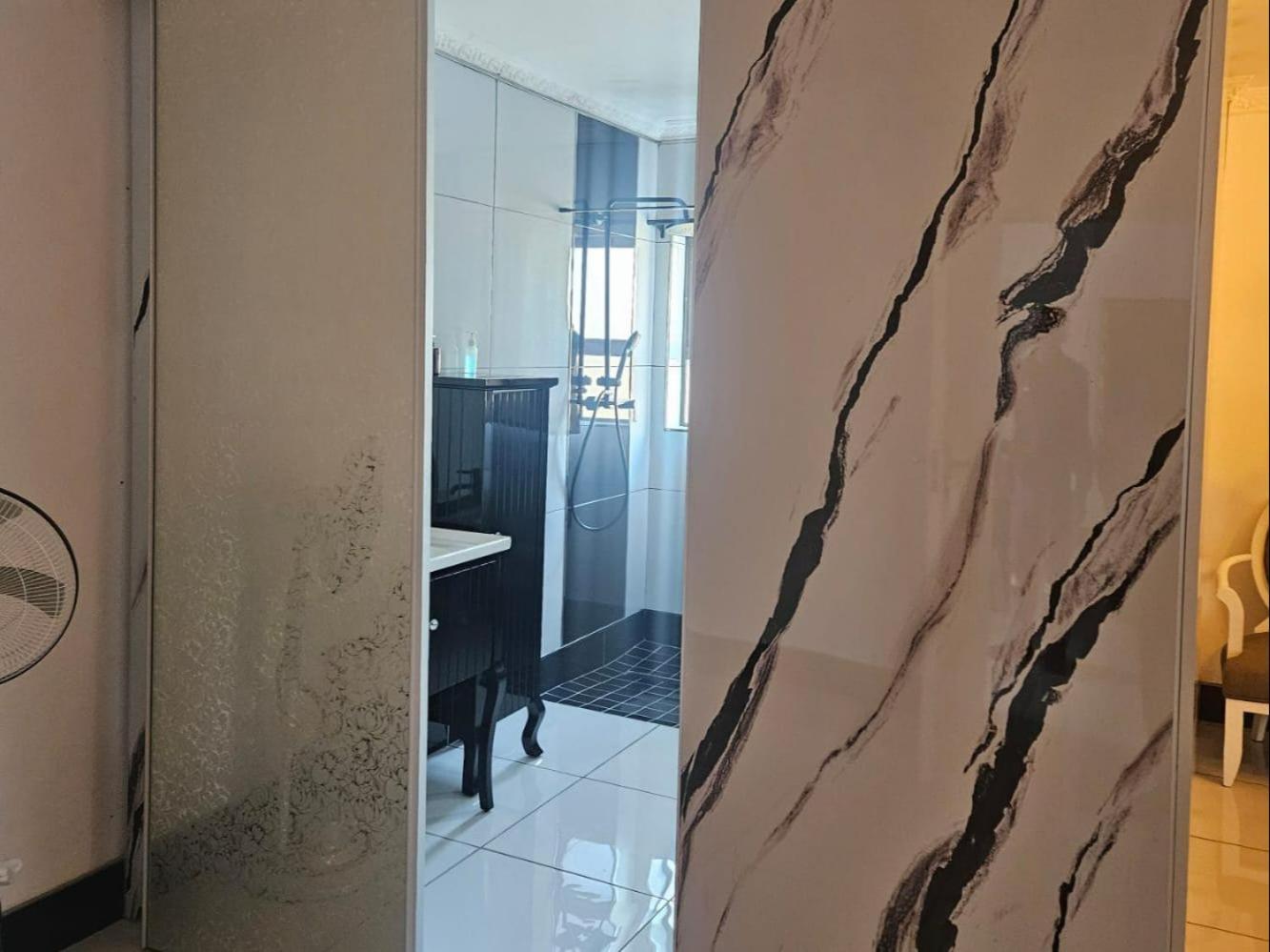 Executive Apartment photo 2