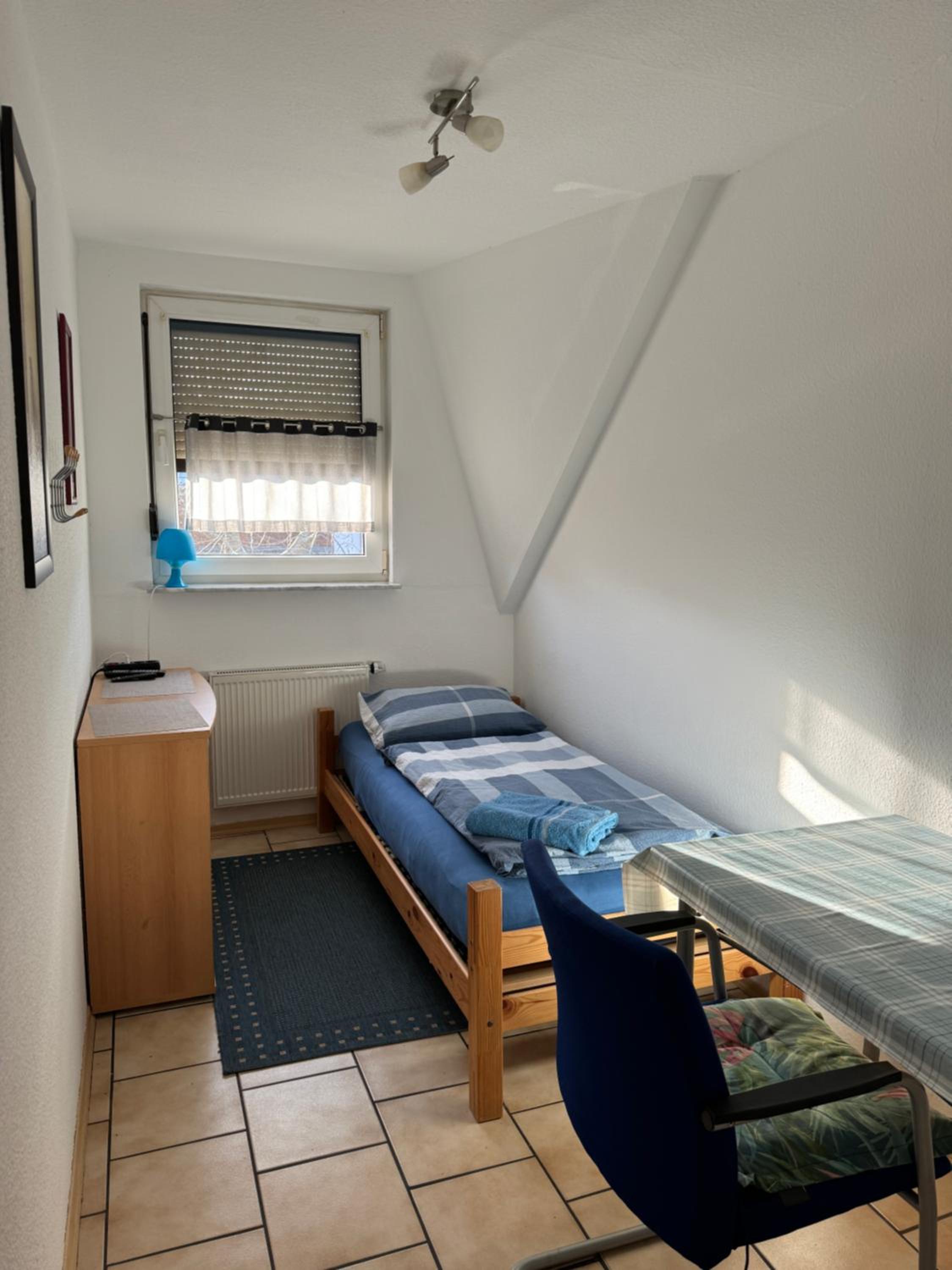 Single Room with Shared Bathroom photo 1