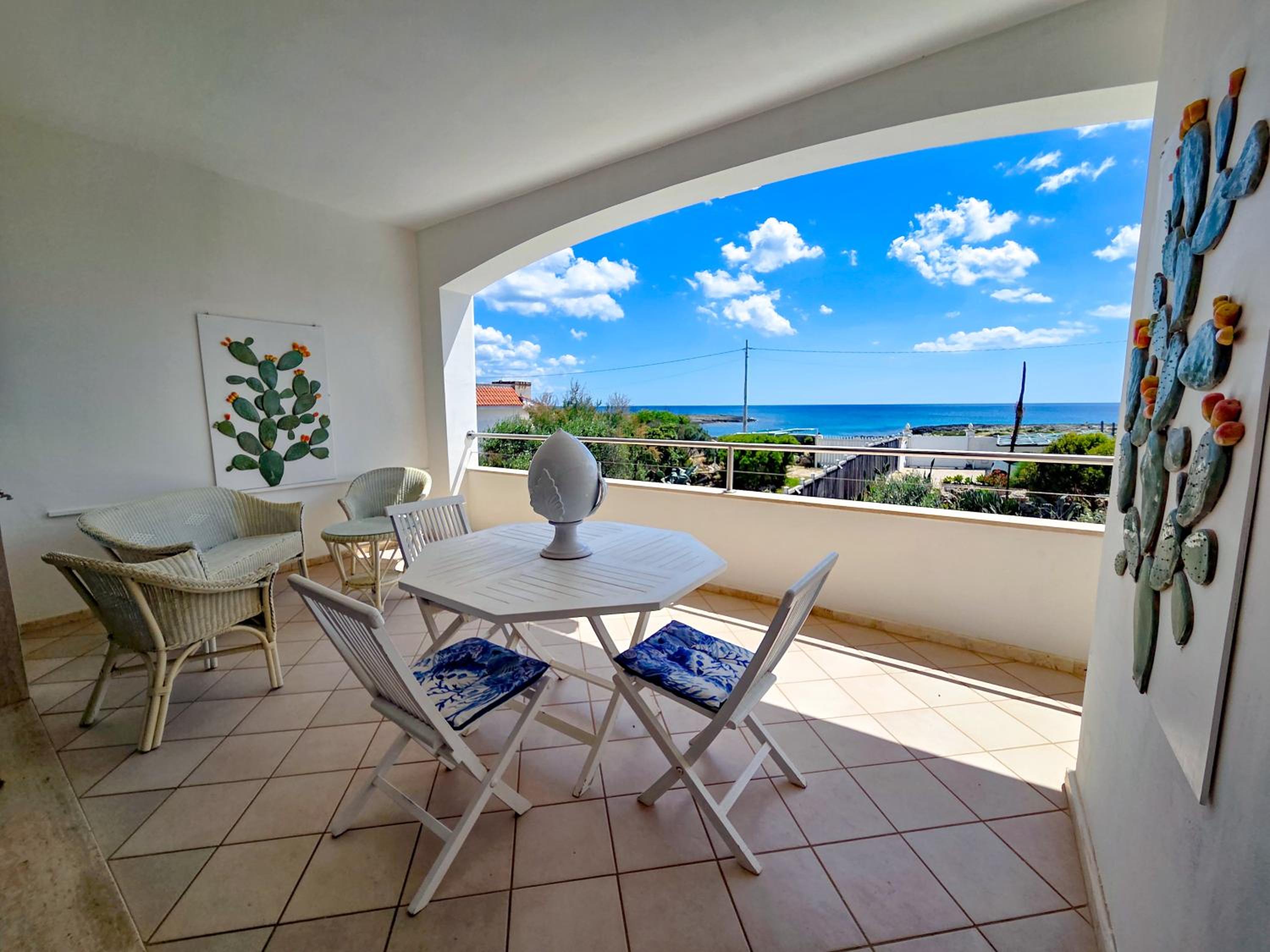 Studio Apartment with Sea View photo 2