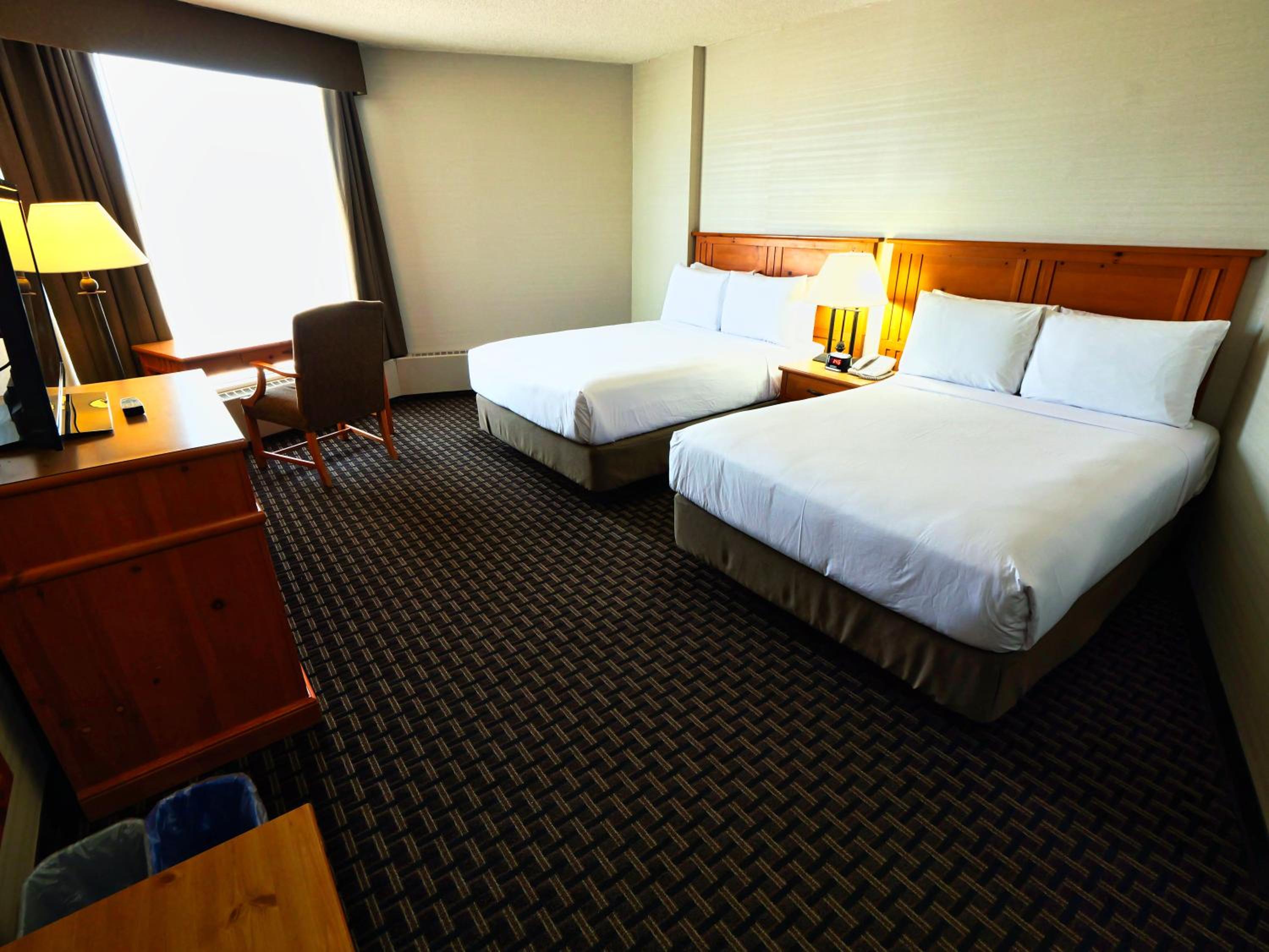 Double Room with Two Double Beds photo 3