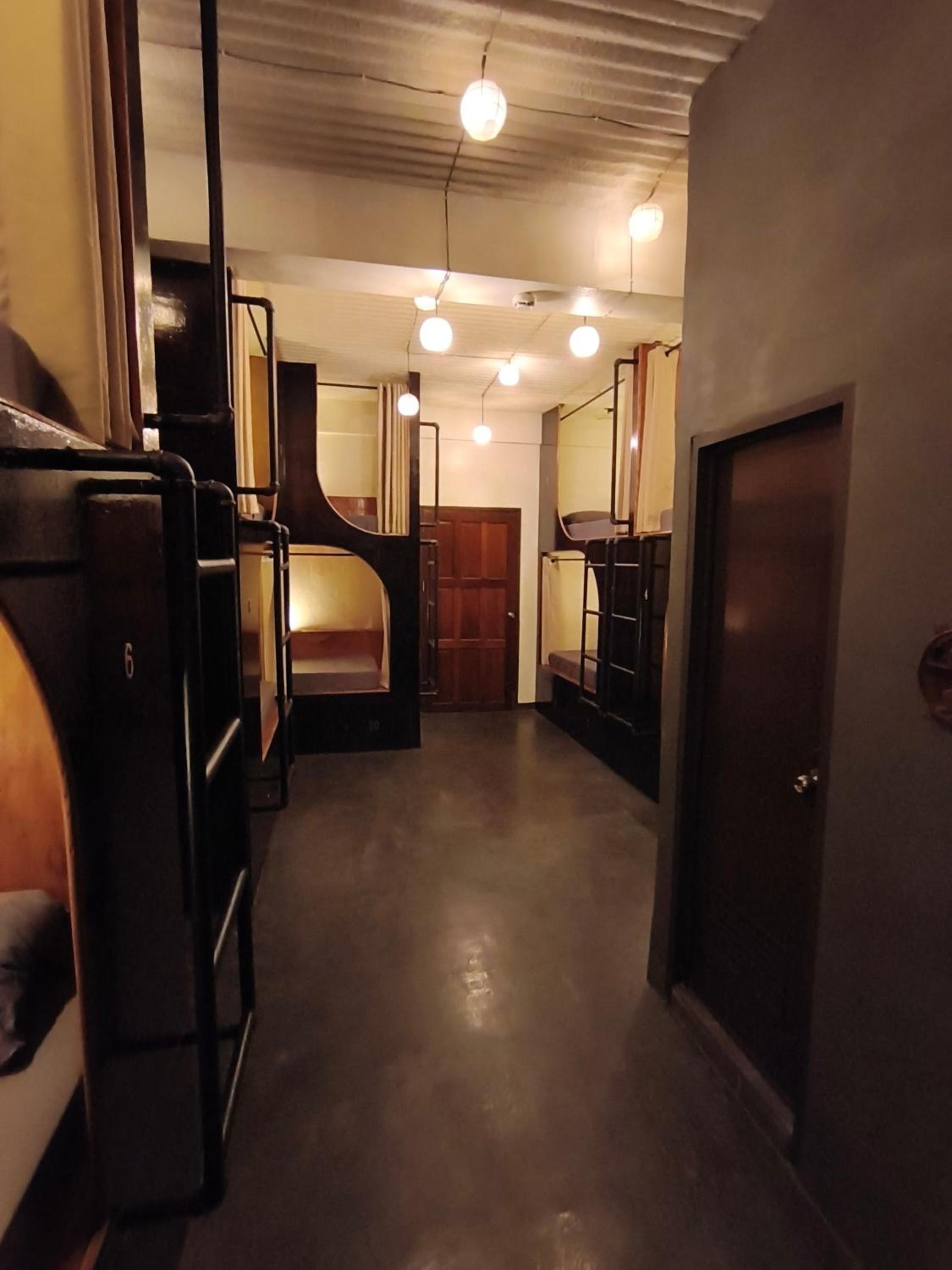 Bunk Bed in Mixed Dormitory Room