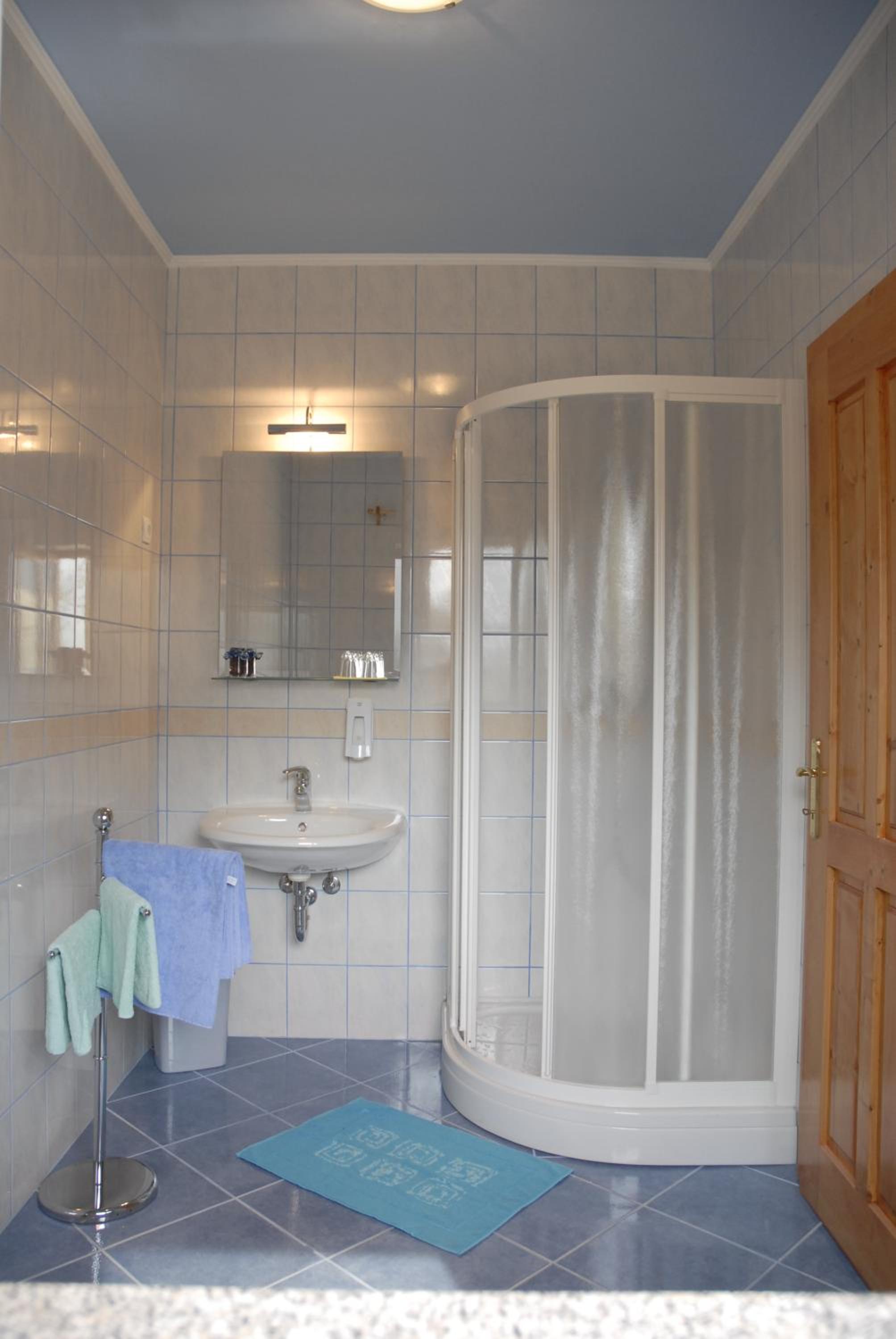 Double Room - Ground Floor photo 2