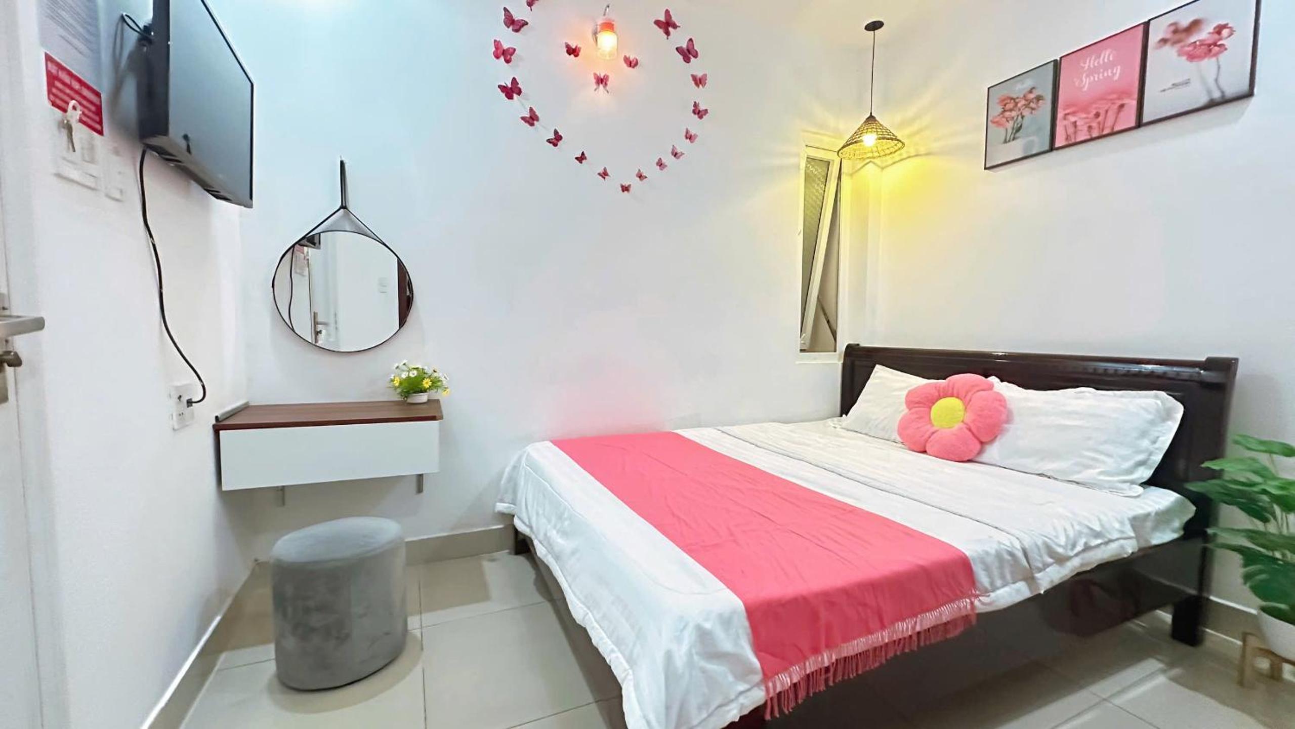 Double Room - Photo 8
