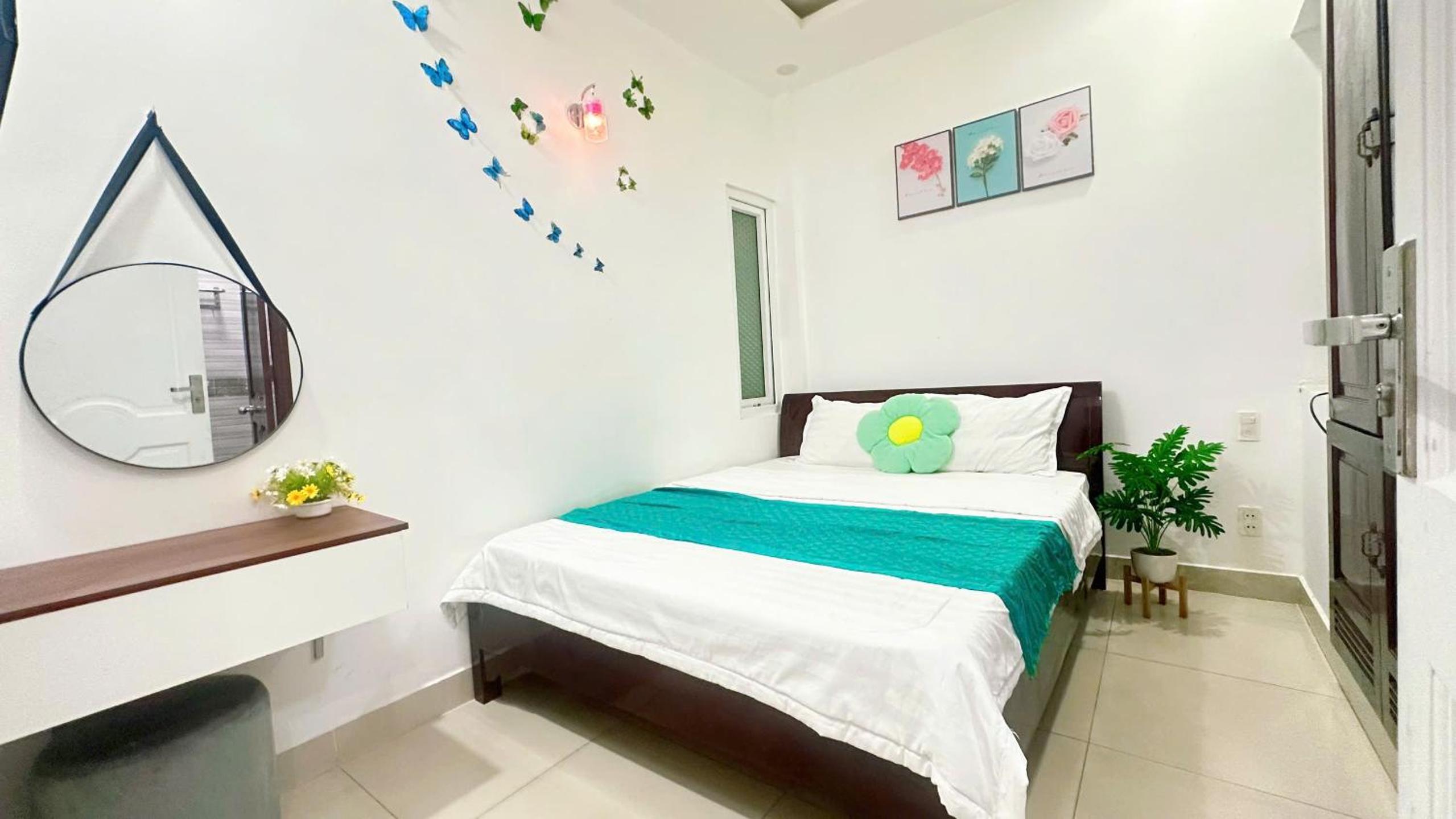 Double Room - Photo 9