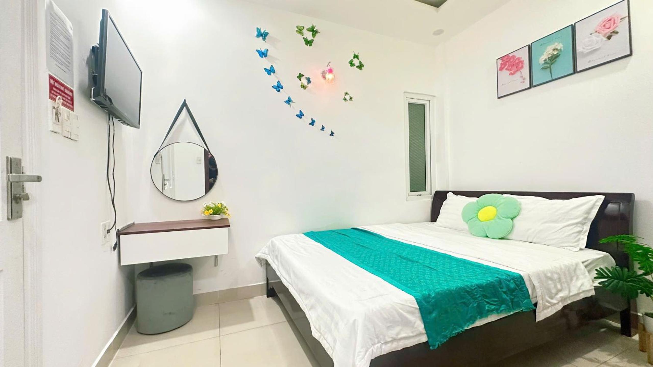 Double Room - Photo 6