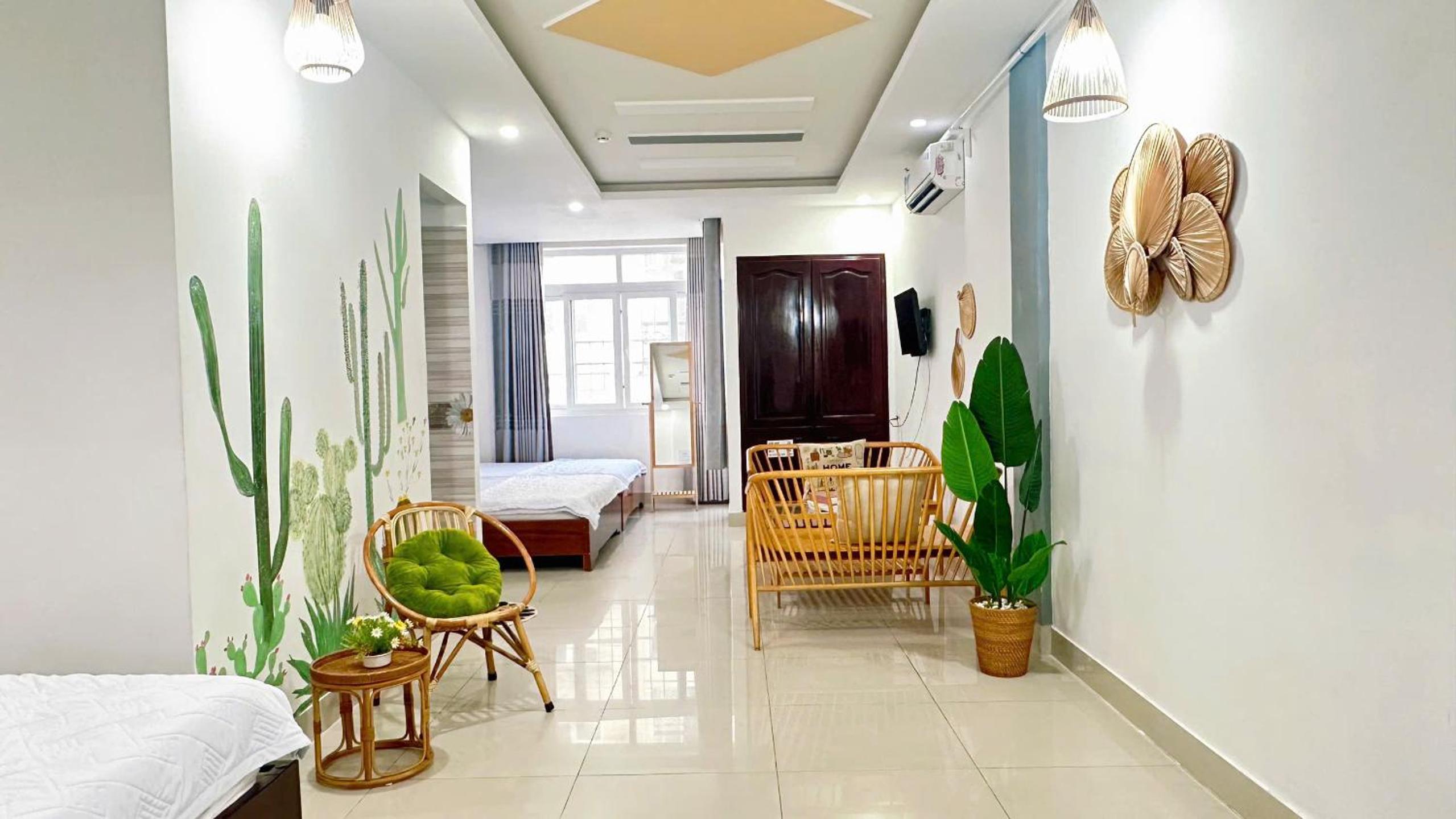 Family Room with Balcony photo 2