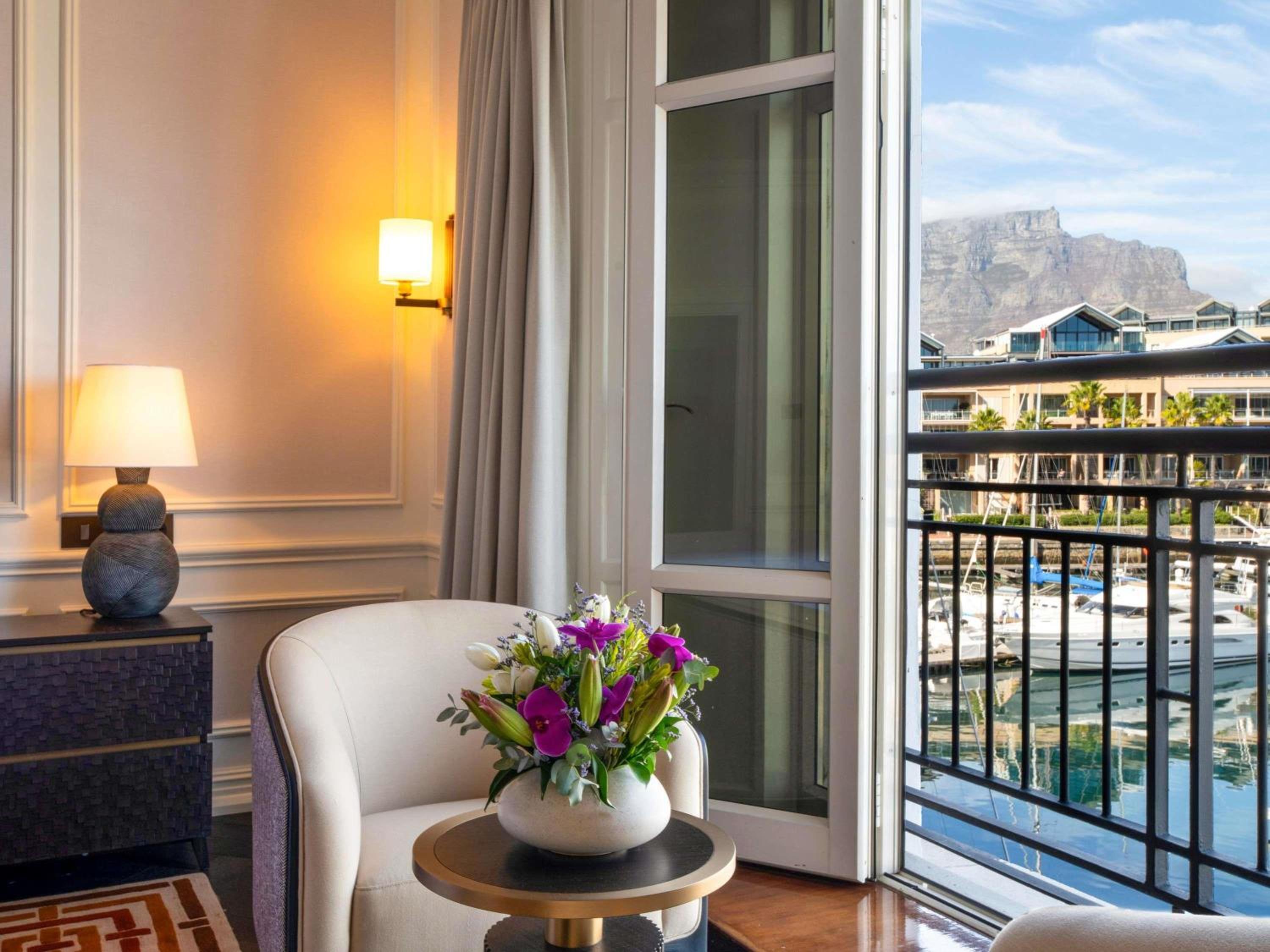 Deluxe Double Room with Mountain View - Disability Access - Photo 2