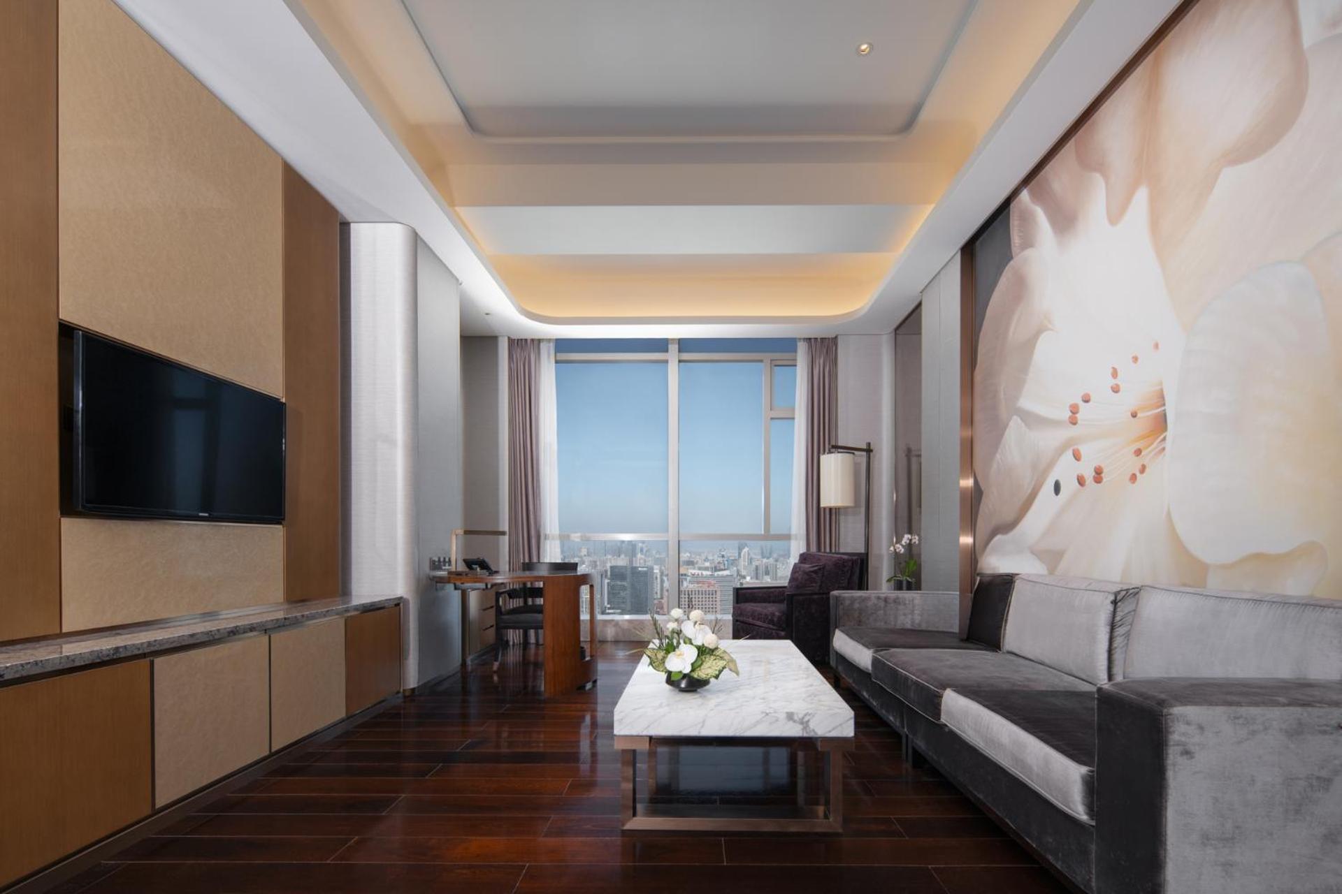 Executive King Suite