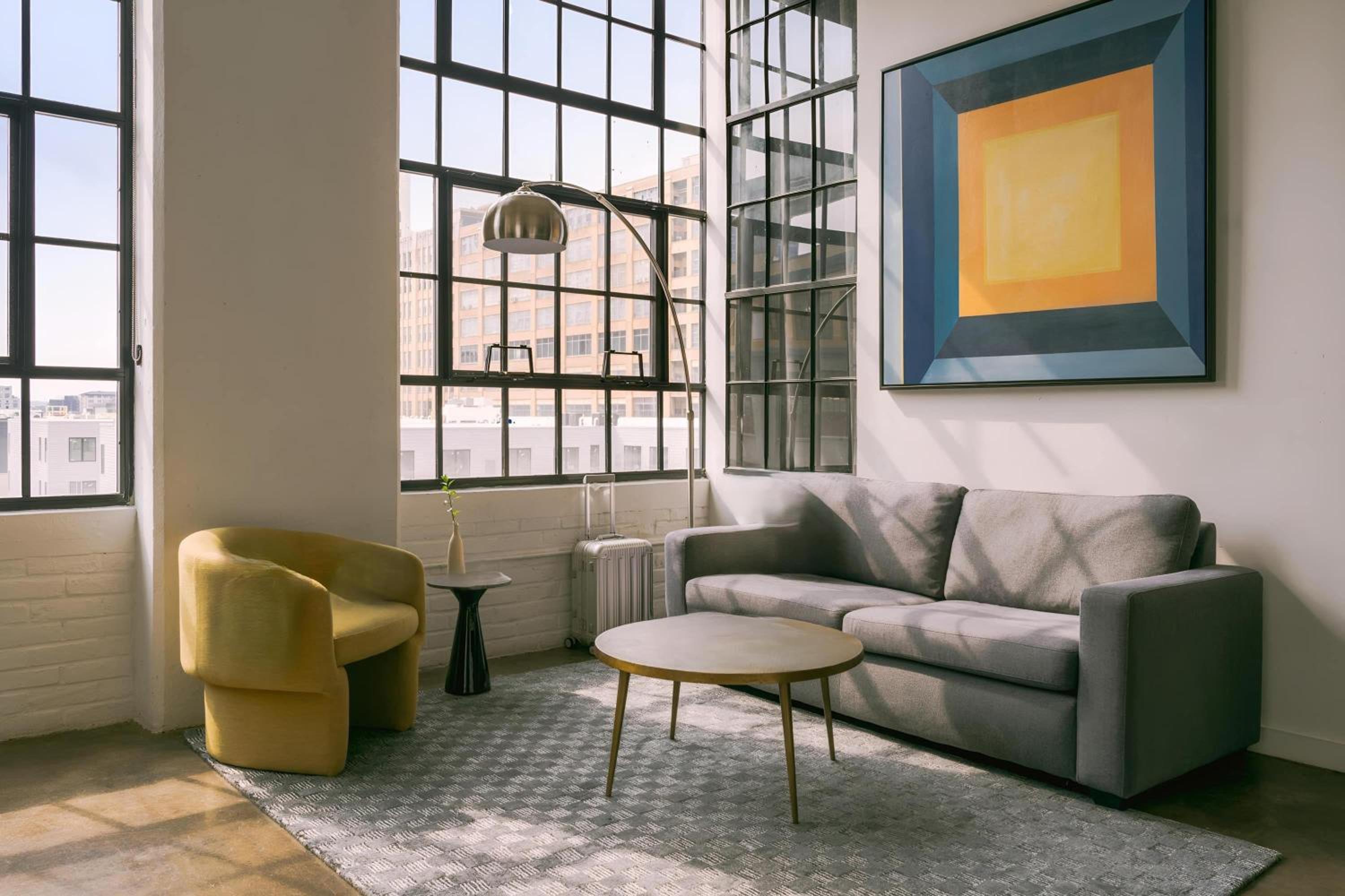 Two-Bedroom Queen Apartment - Non-Smoking - Photo 5