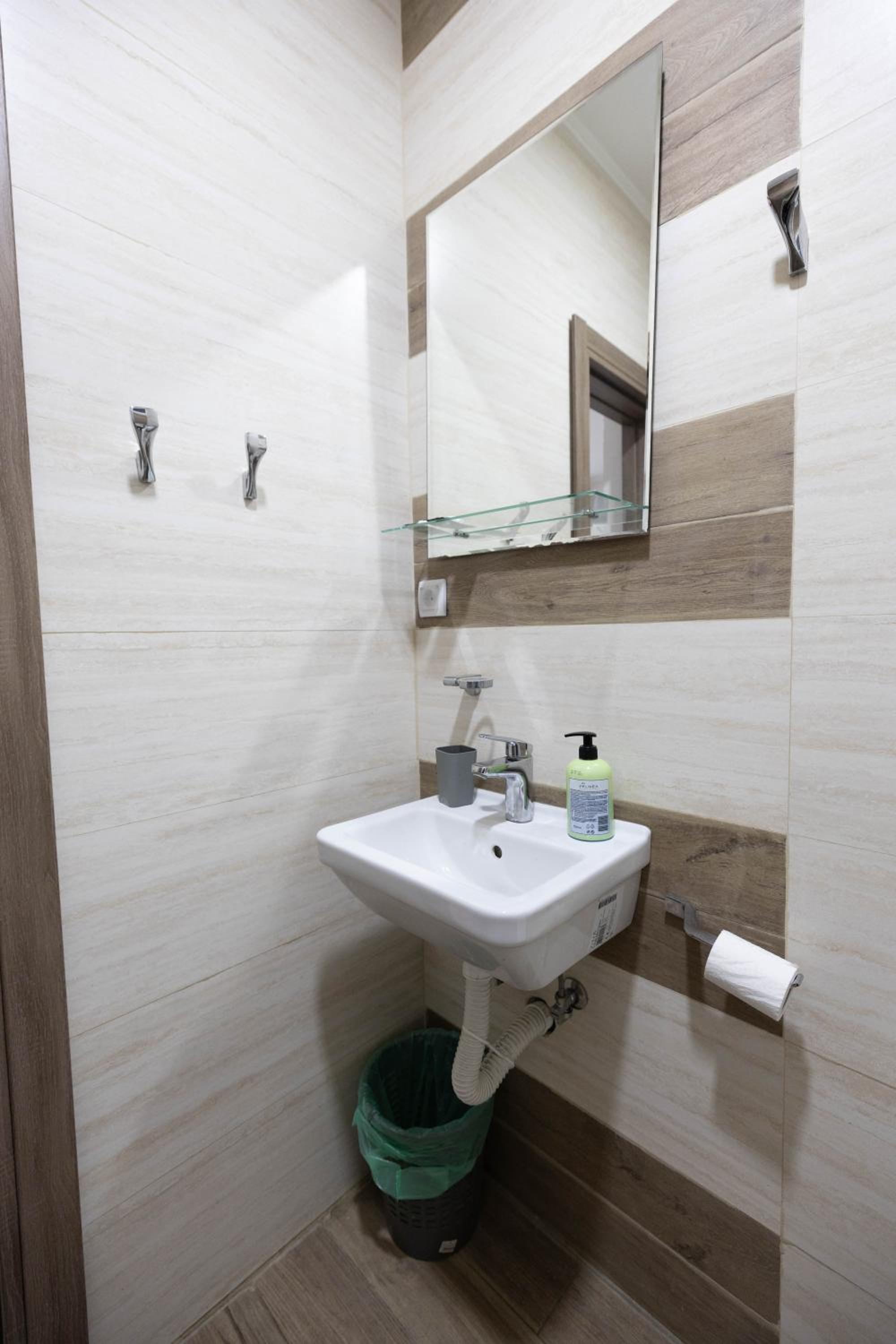 Standard Triple Room photo 3