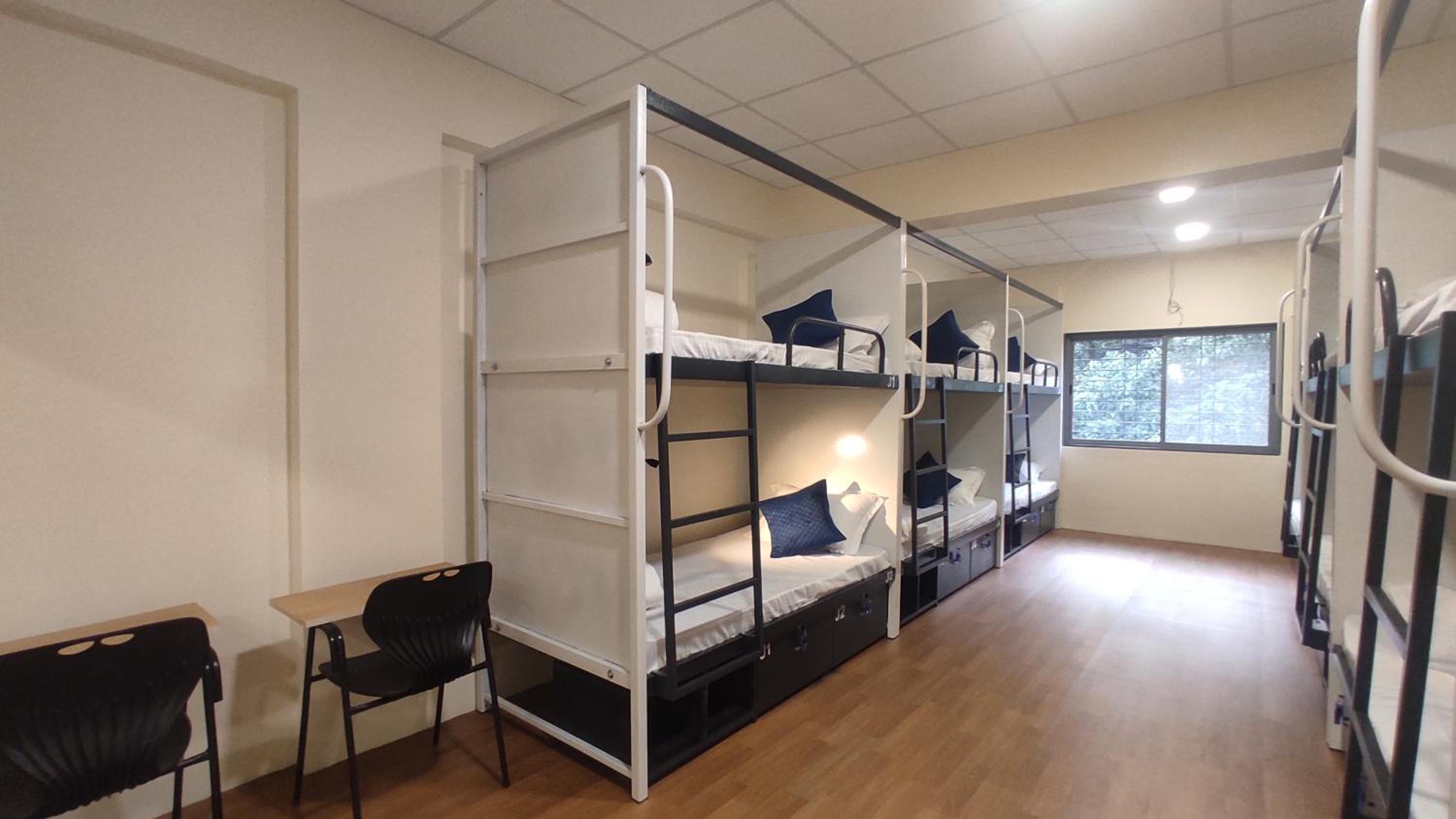 Bed in 6-Bed Dormitory Room