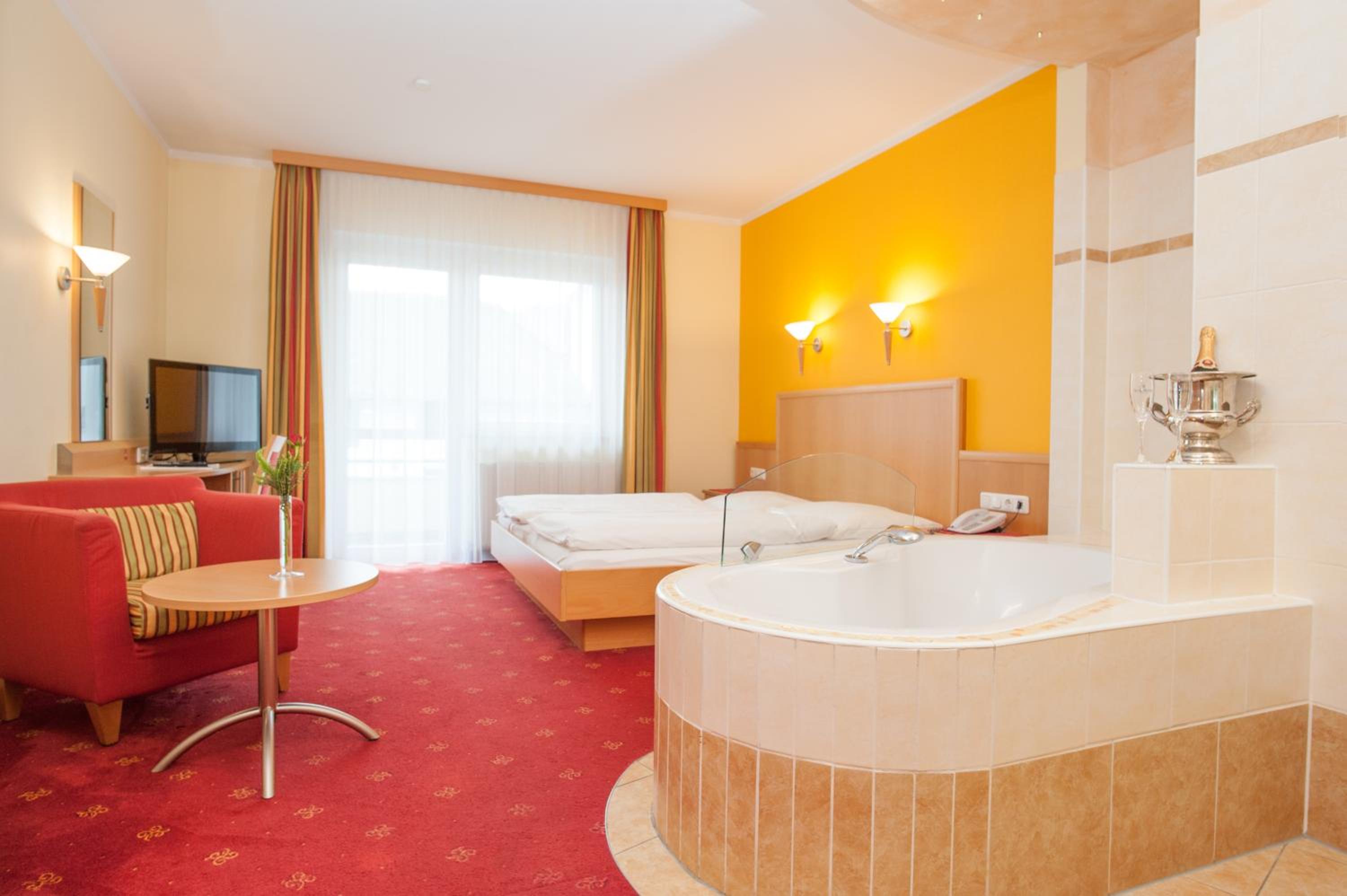 Suite photo 1