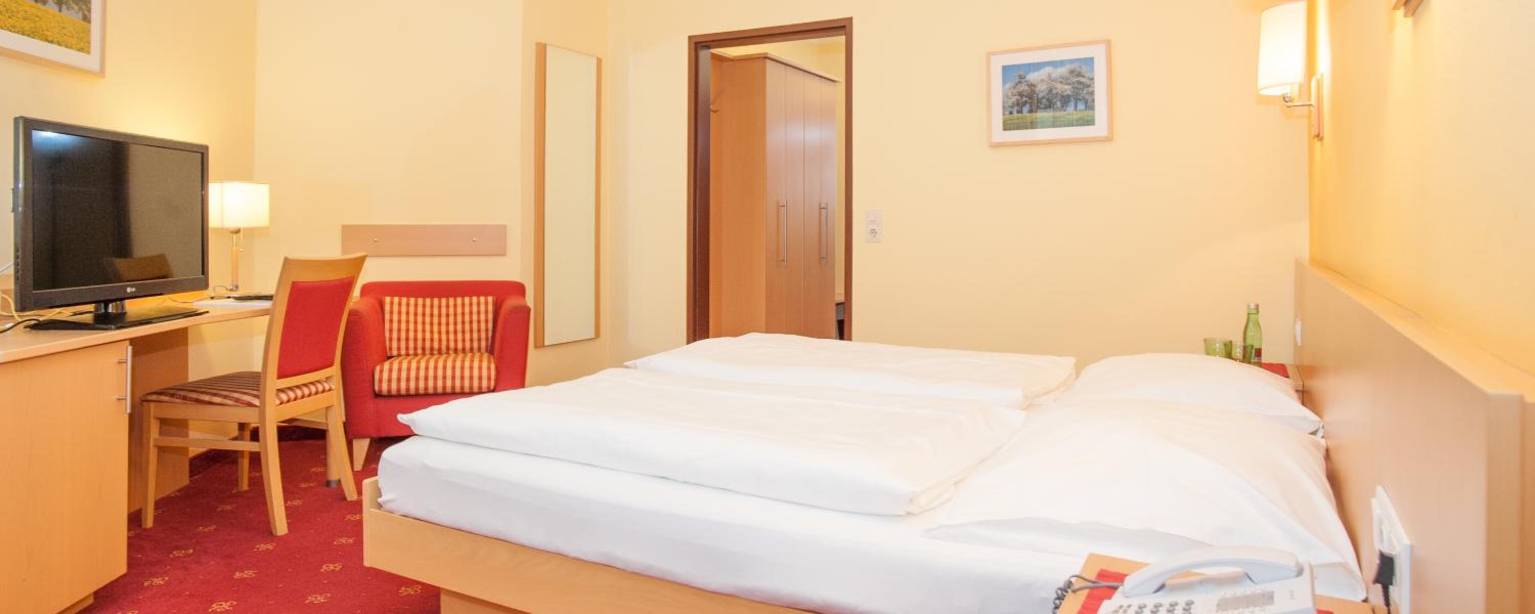 Standard Double Room photo 1