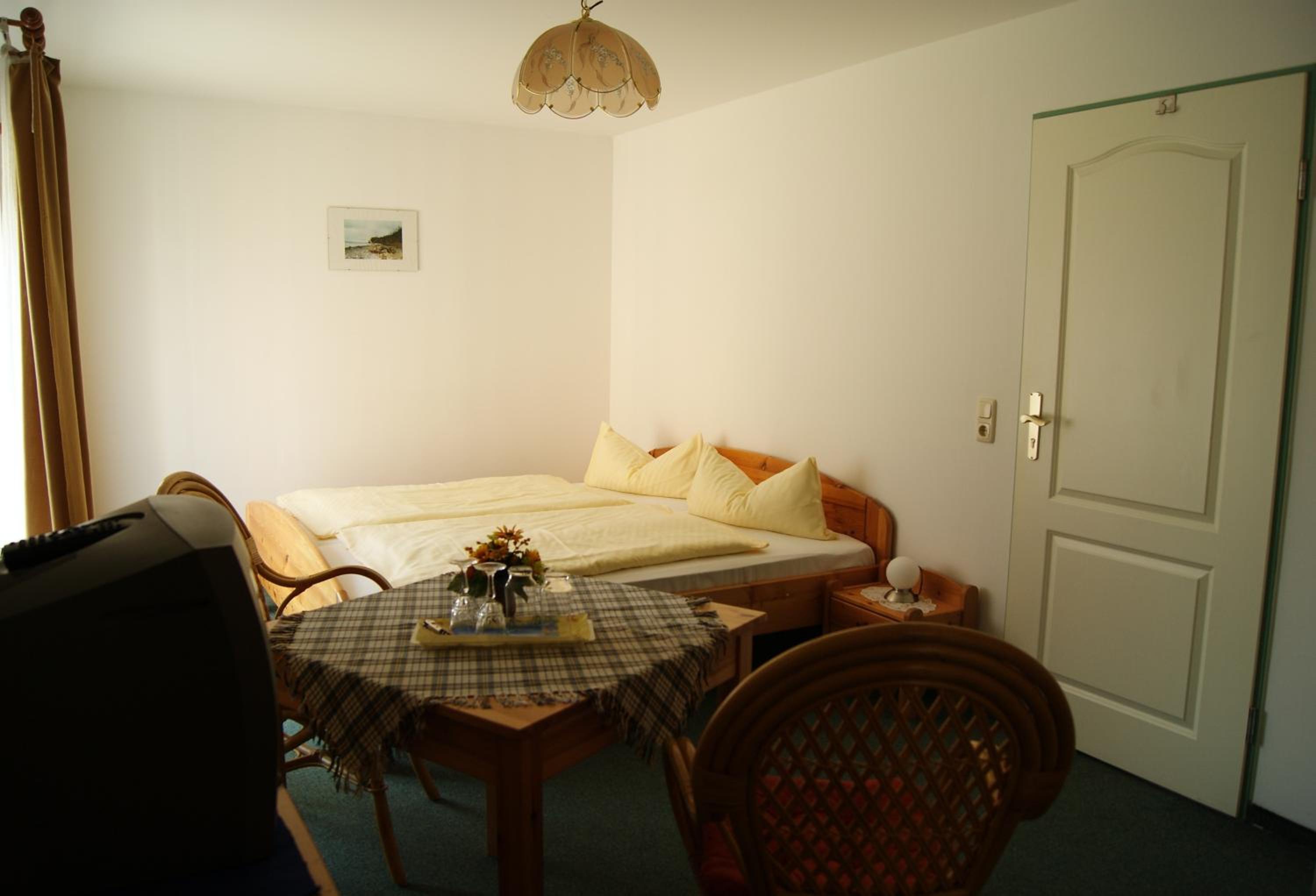 Standard Double Room photo 3