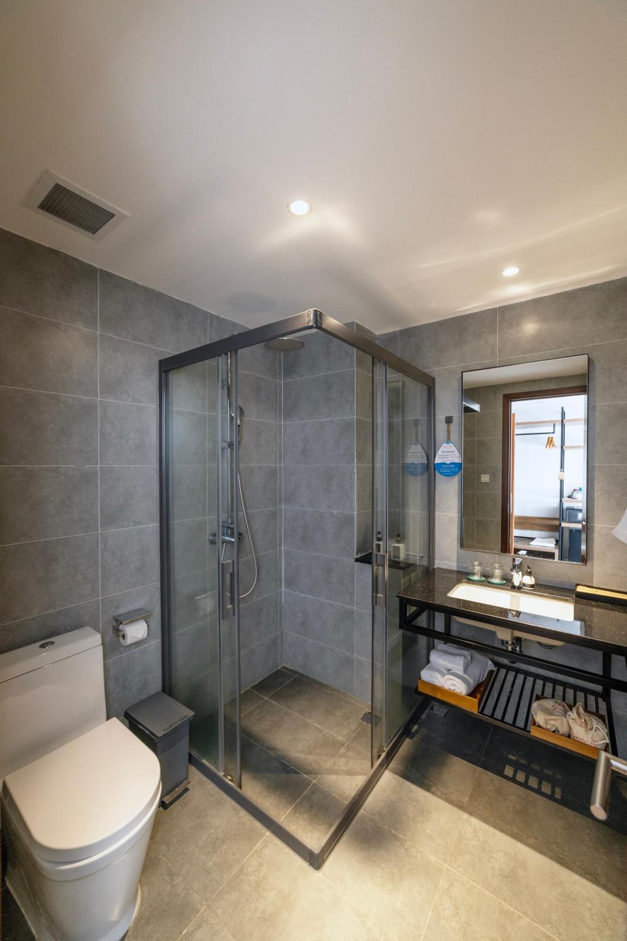 Deluxe Triple Room - Photo 4