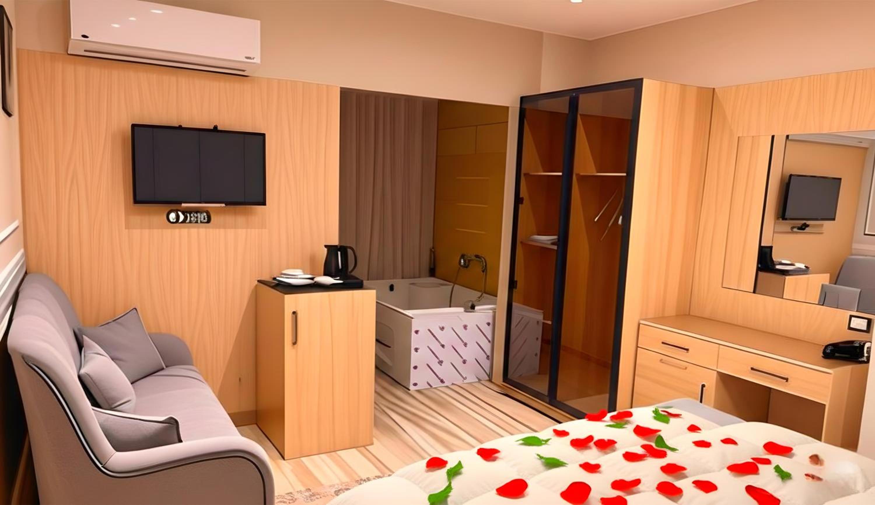 Suite with Mountain View