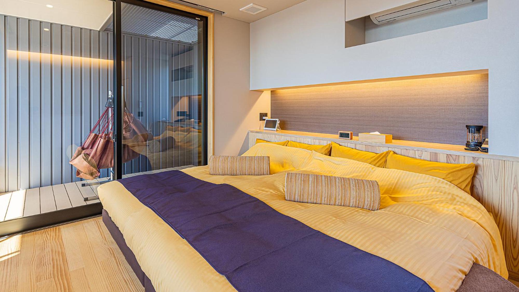 Twin Room with Bath