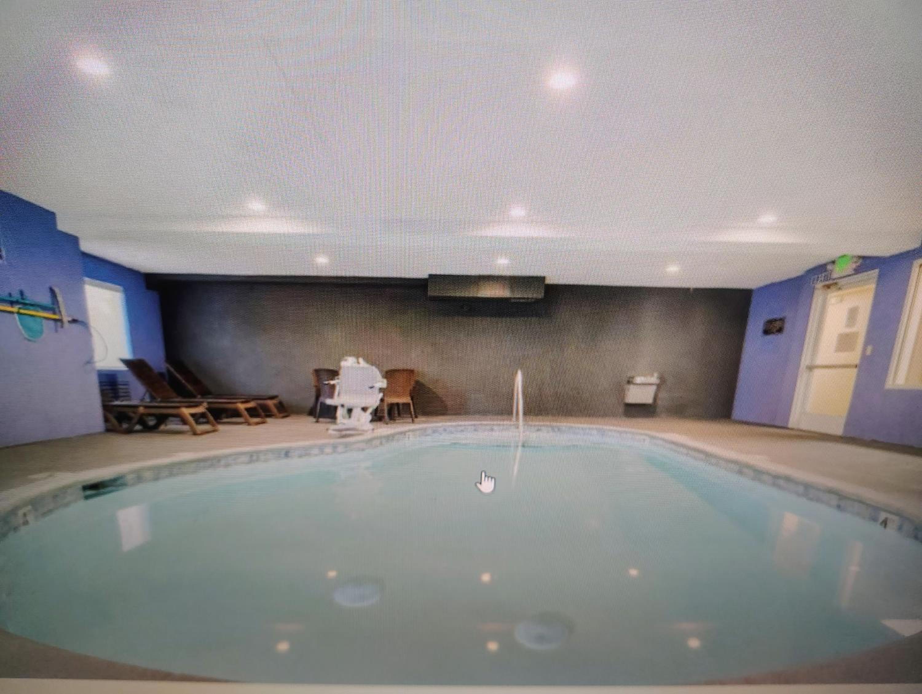 Queen Suite with Two Queen Beds - Mobility Accessible/Non-Smoking - Photo 1