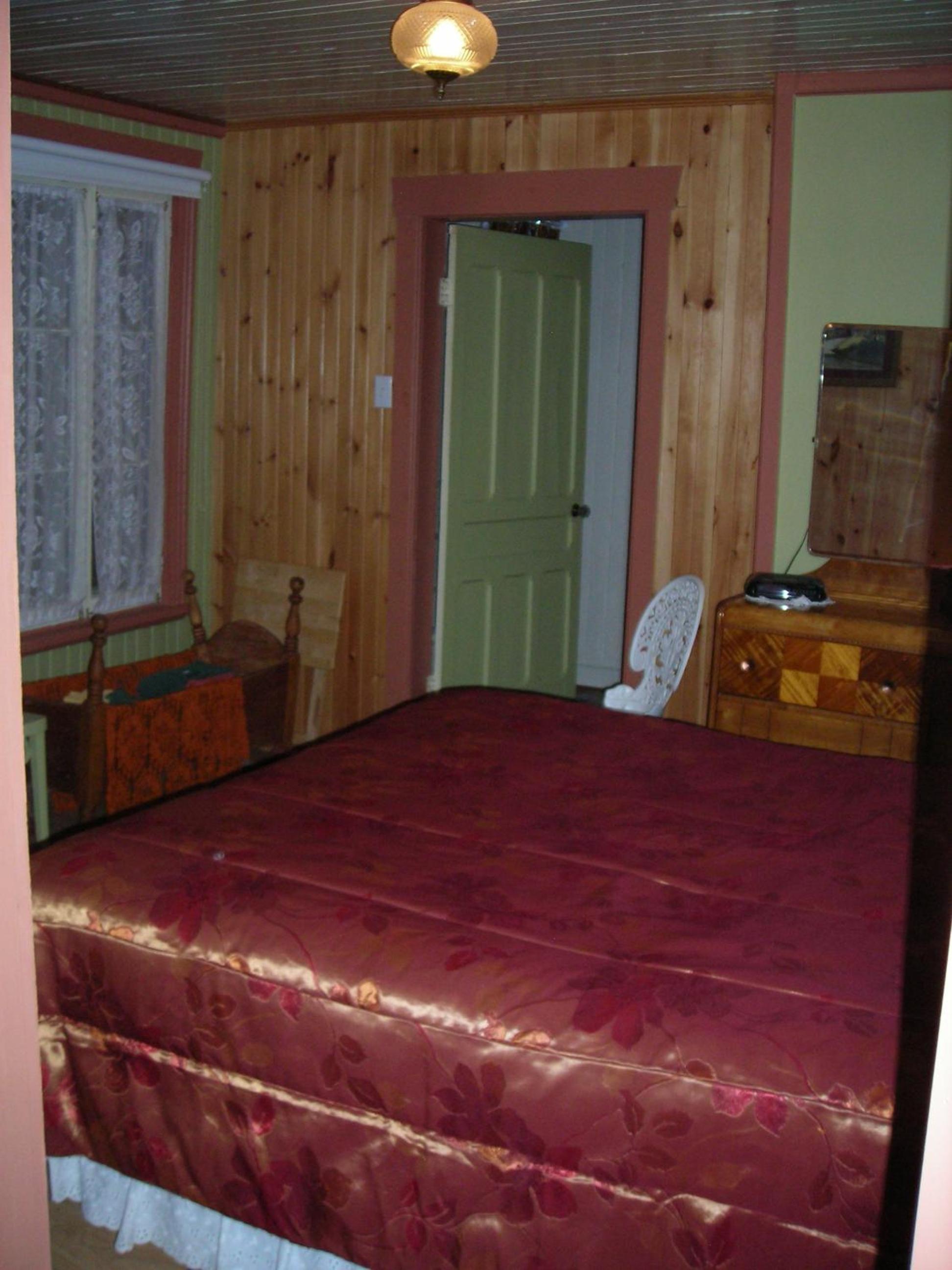 Queen Suite photo 1