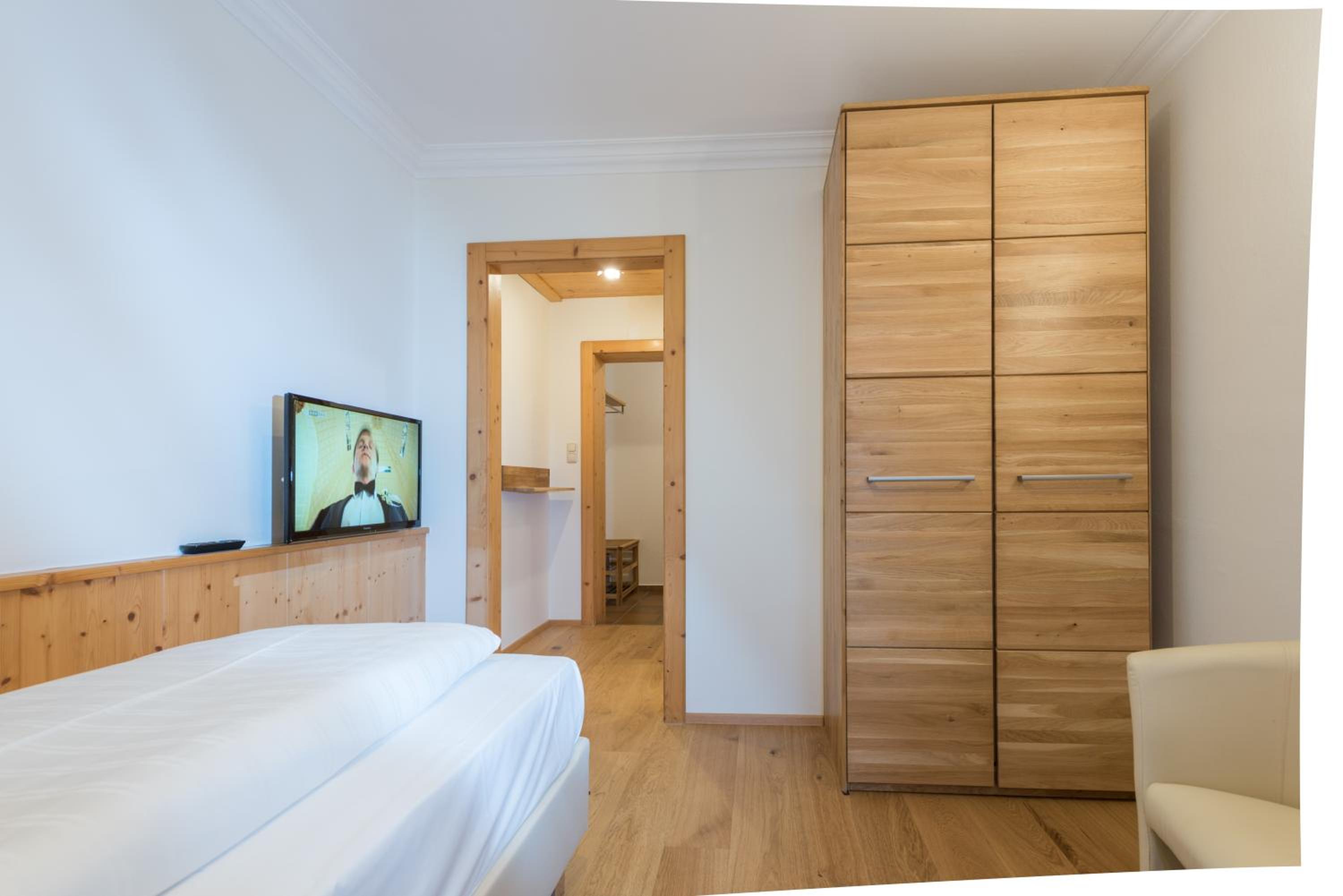 Single Room photo 2