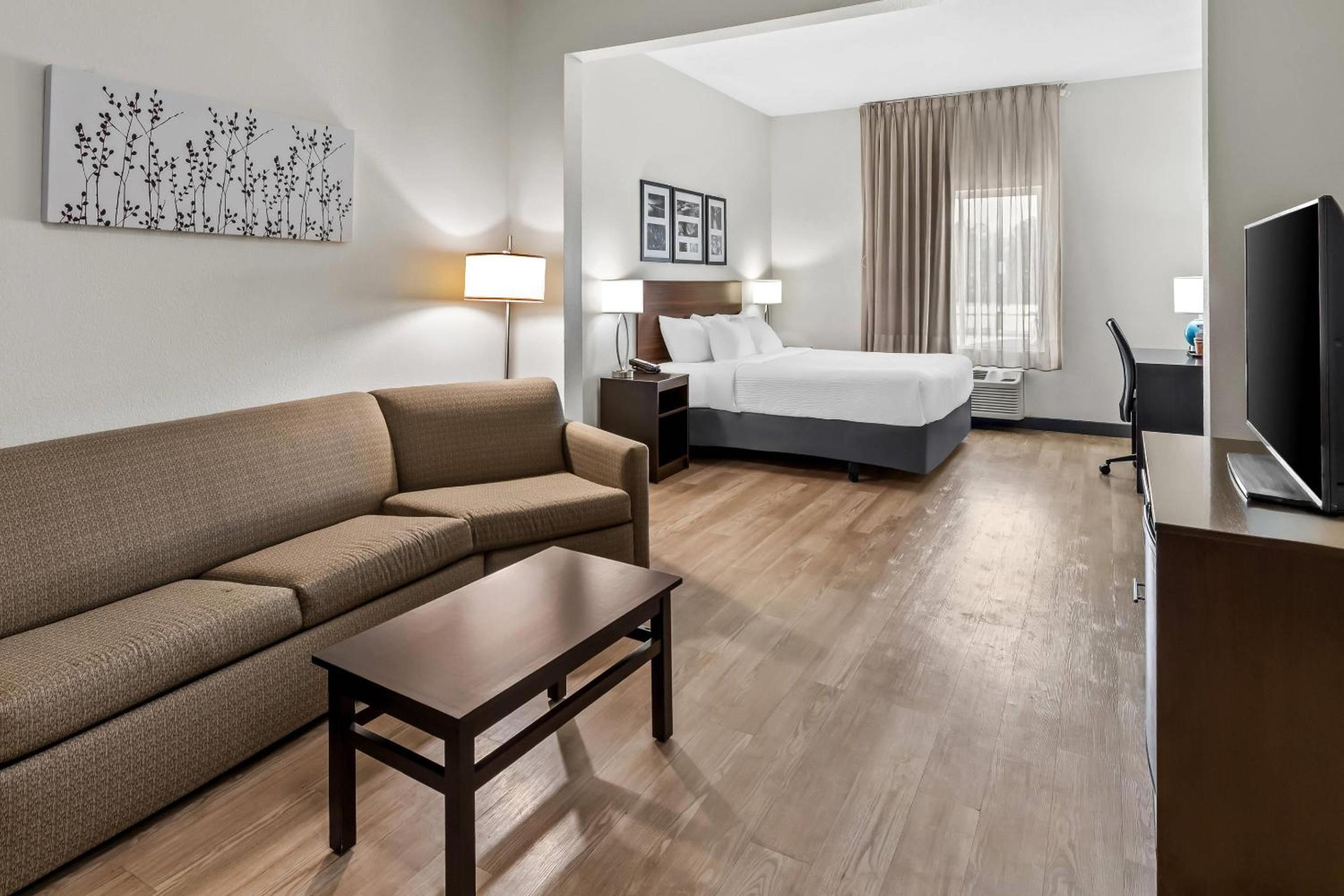 King Room - Accessible/Non-Smoking