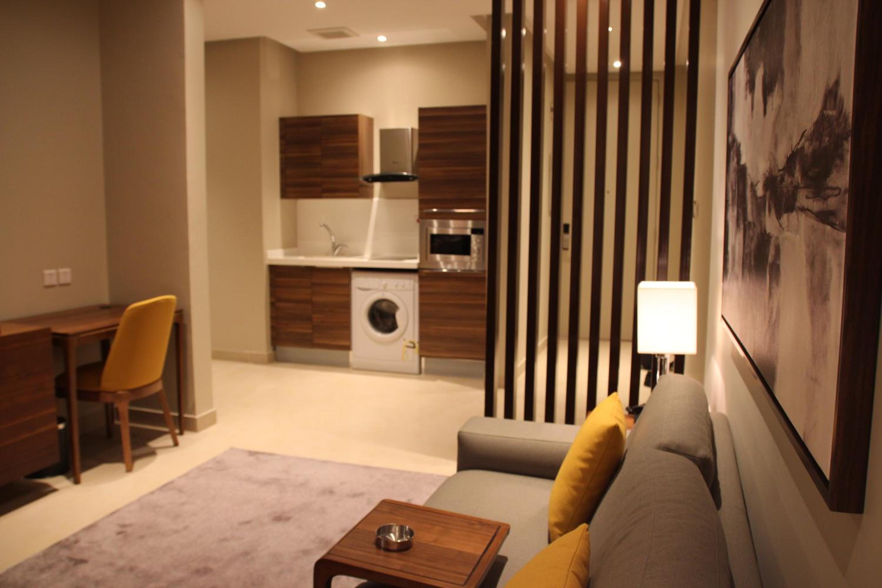 Deluxe Room (2 Adults + 1 Child) photo 3