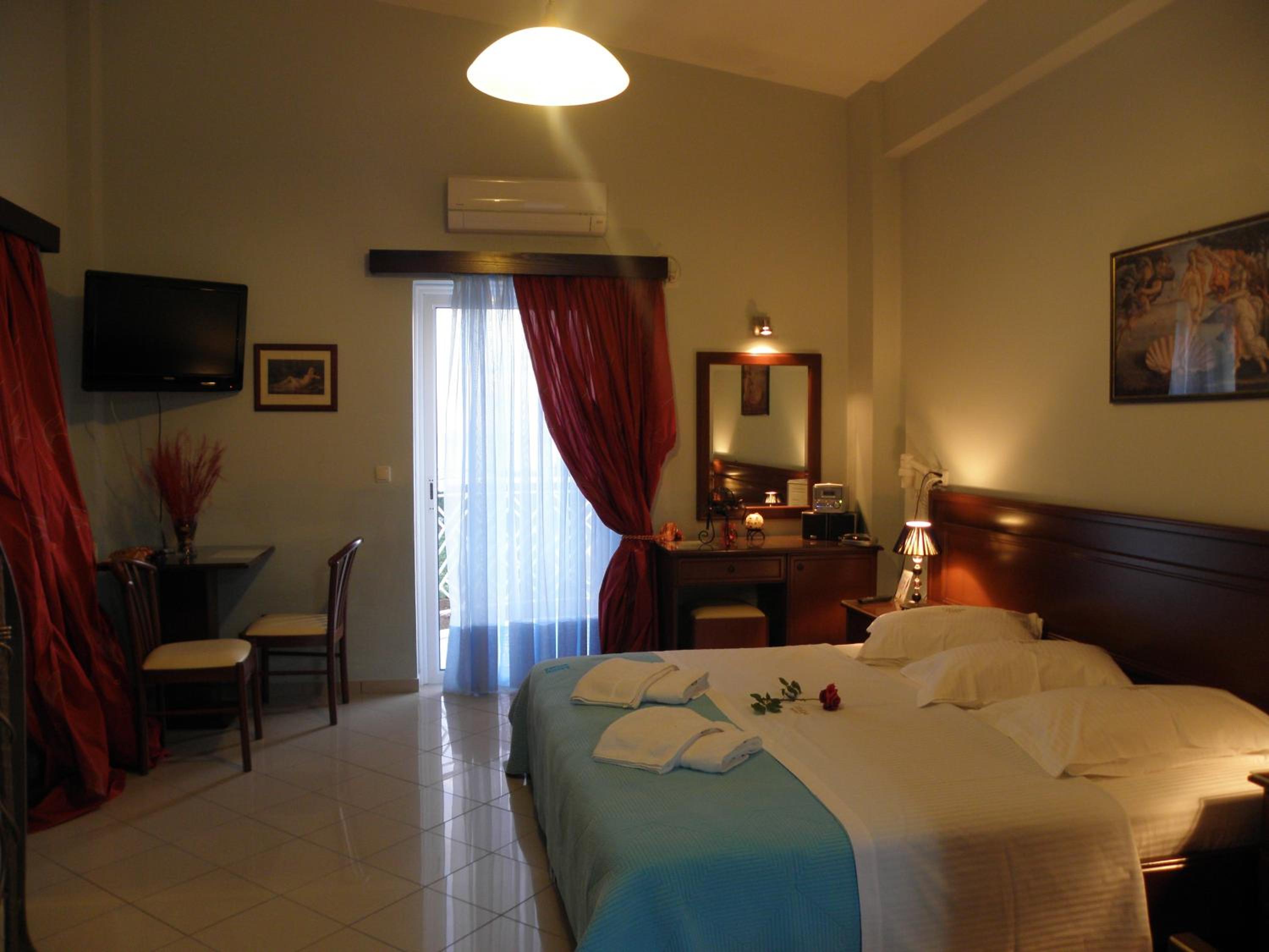 Apollo Suite with Sea View - Photo 8