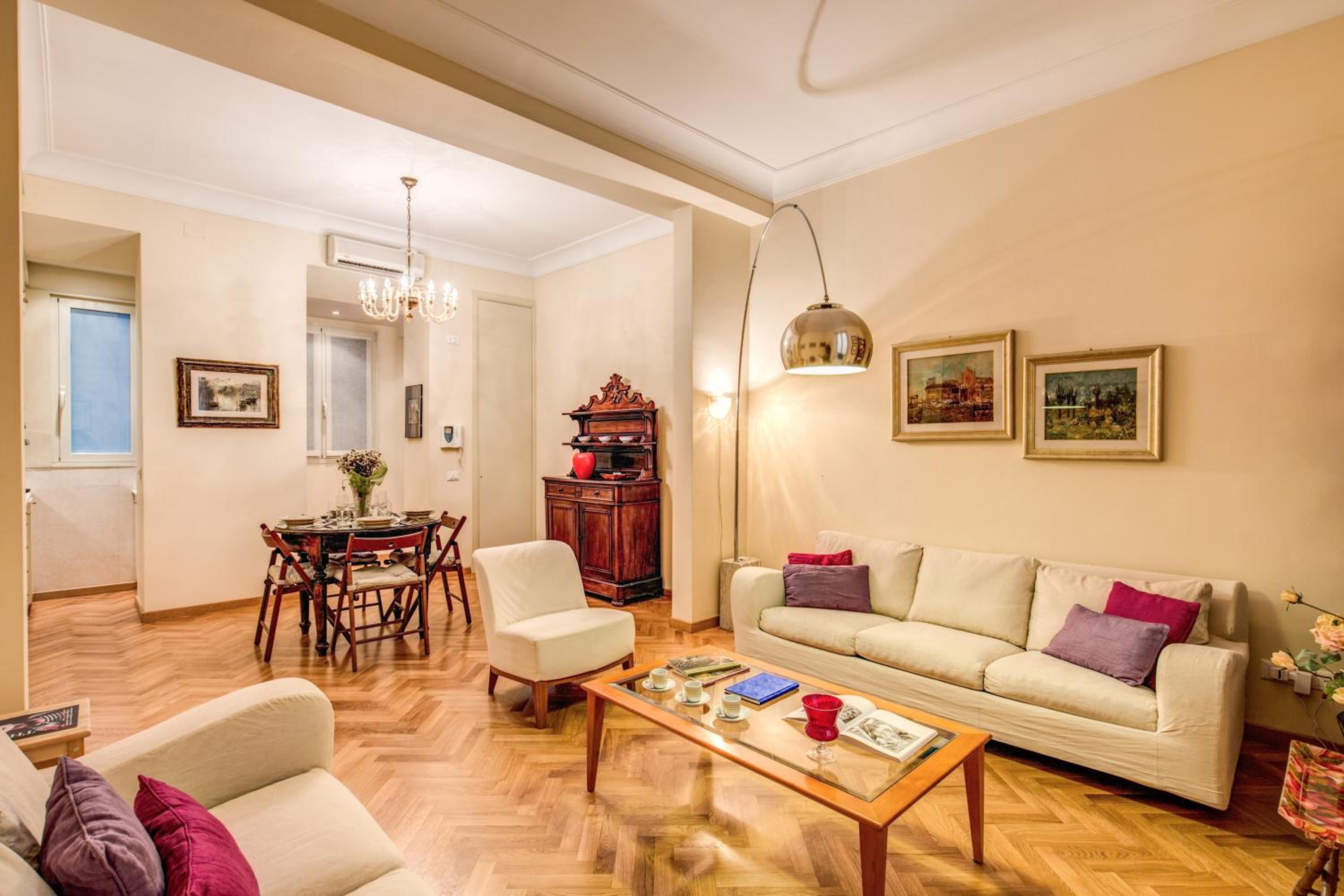 Deluxe  Apartment
