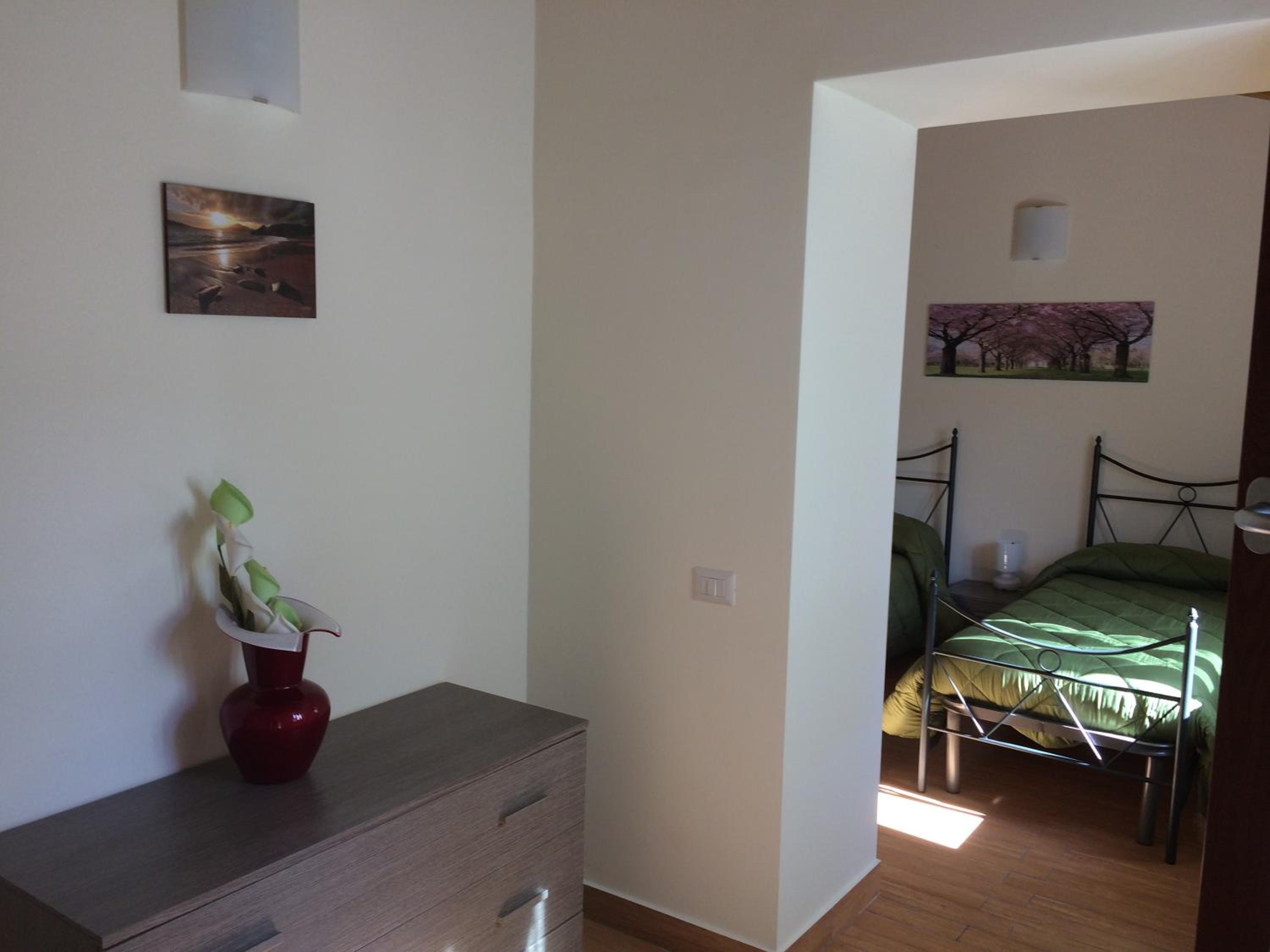 Deluxe Twin Room - Photo 8