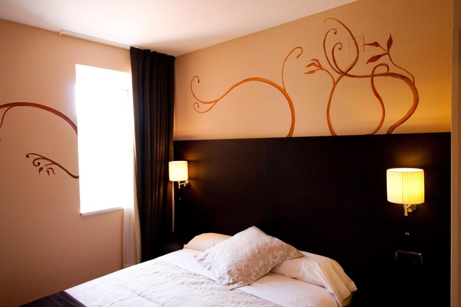 Double Room - Photo 3