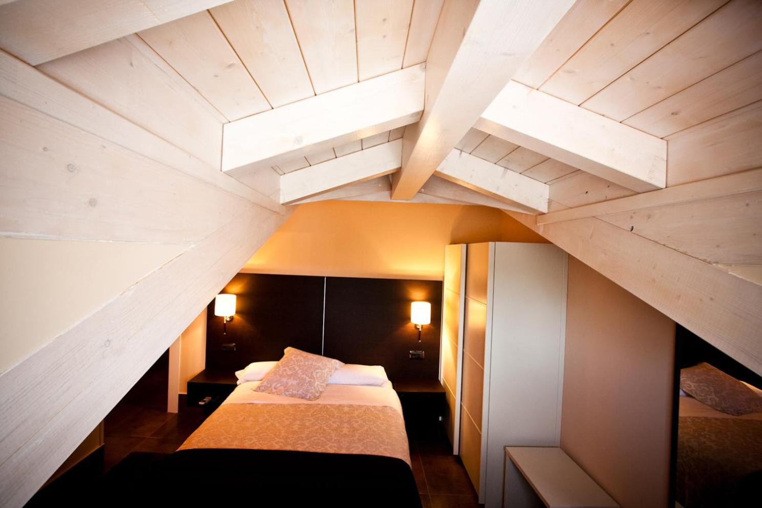 Double Room - Photo 4