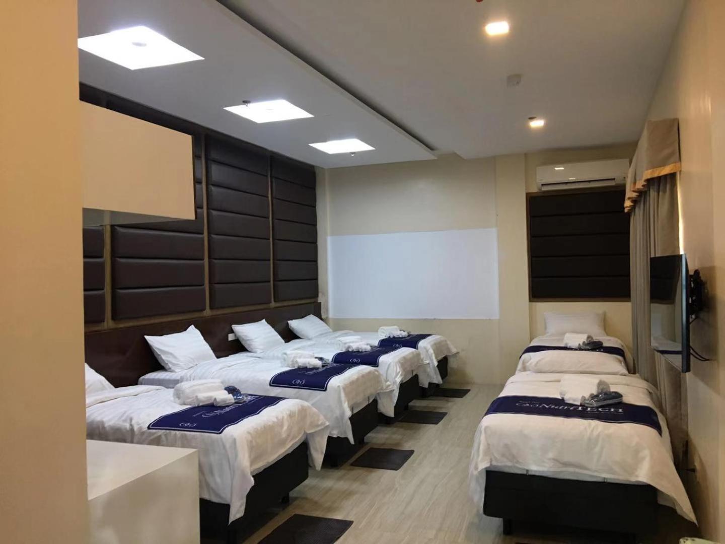 6-Bed Mixed Dormitory Room
