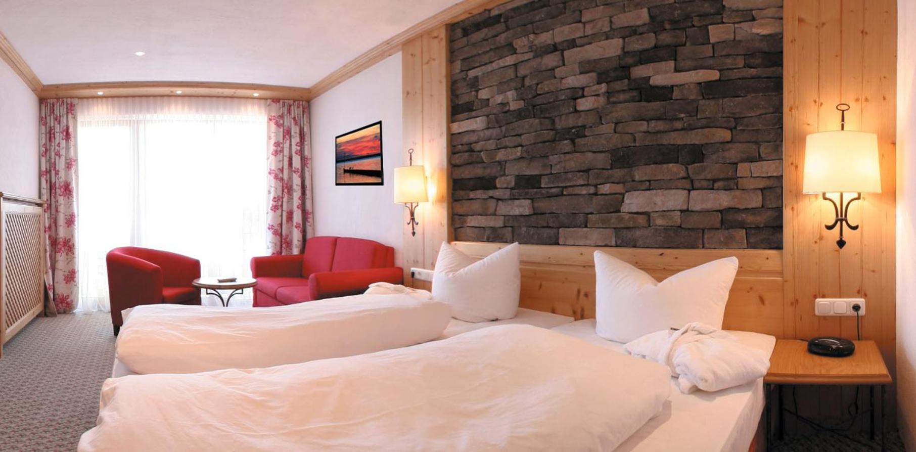 Double Room with Balcony (Rustic) photo 3