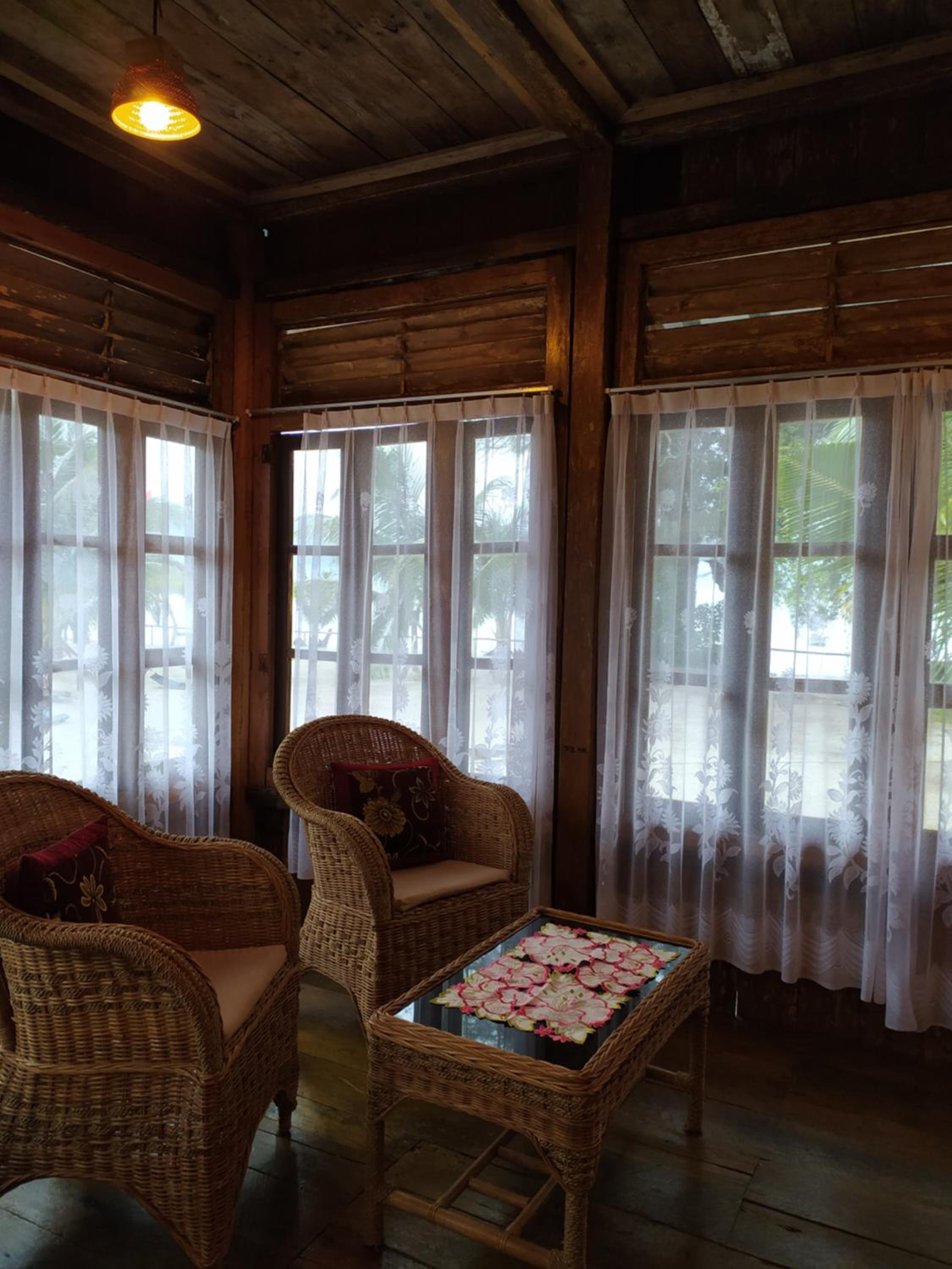 Deluxe Twin Room - Photo 13