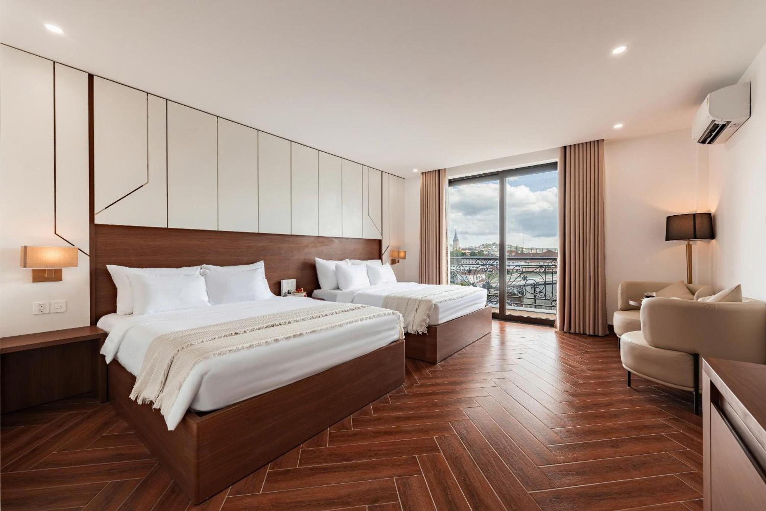 Premium Quadruple Room