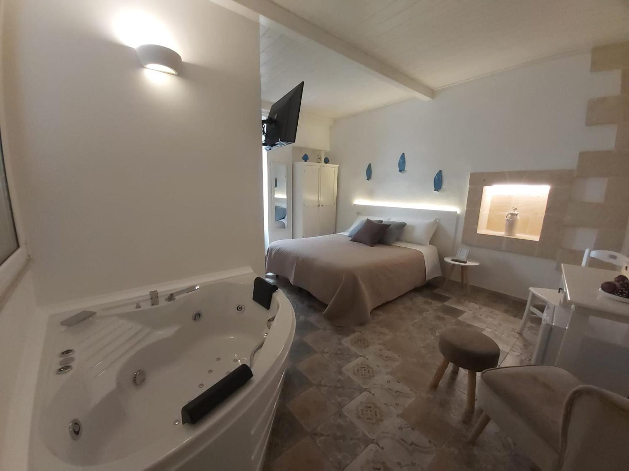 Double Room with Spa Bath