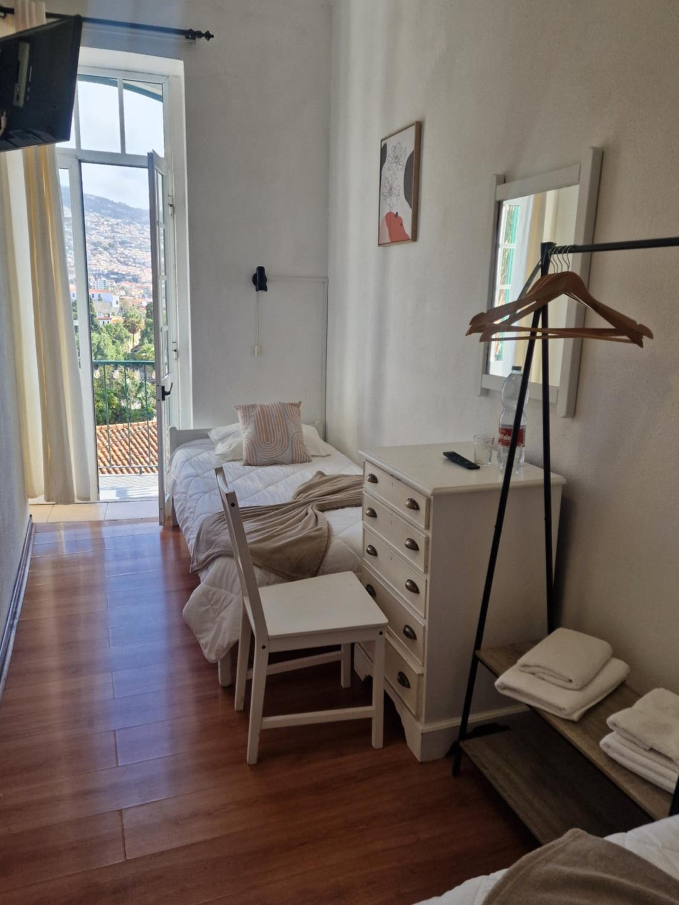 Single Room with Balcony photo 3