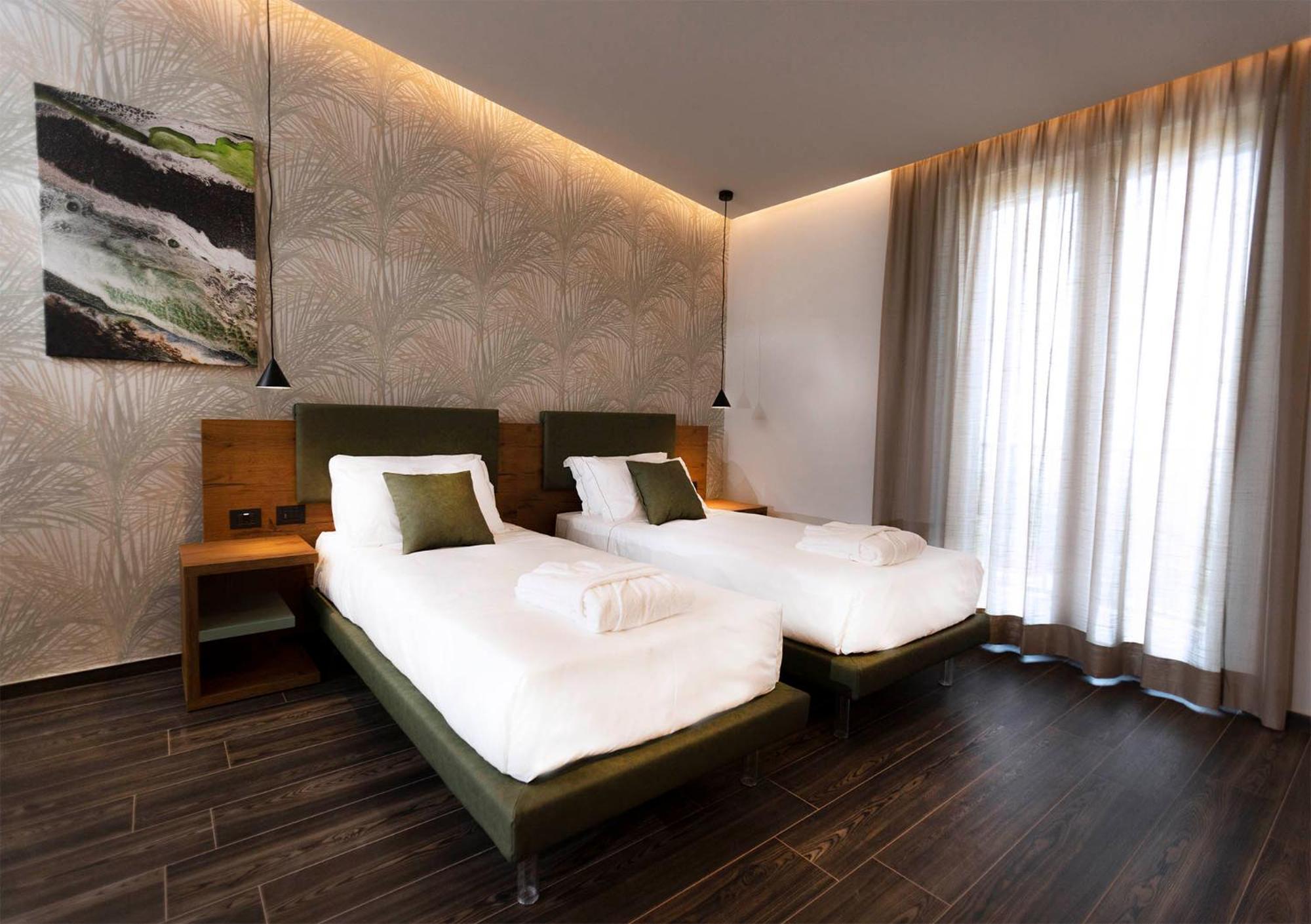 Triple Room - Photo 6